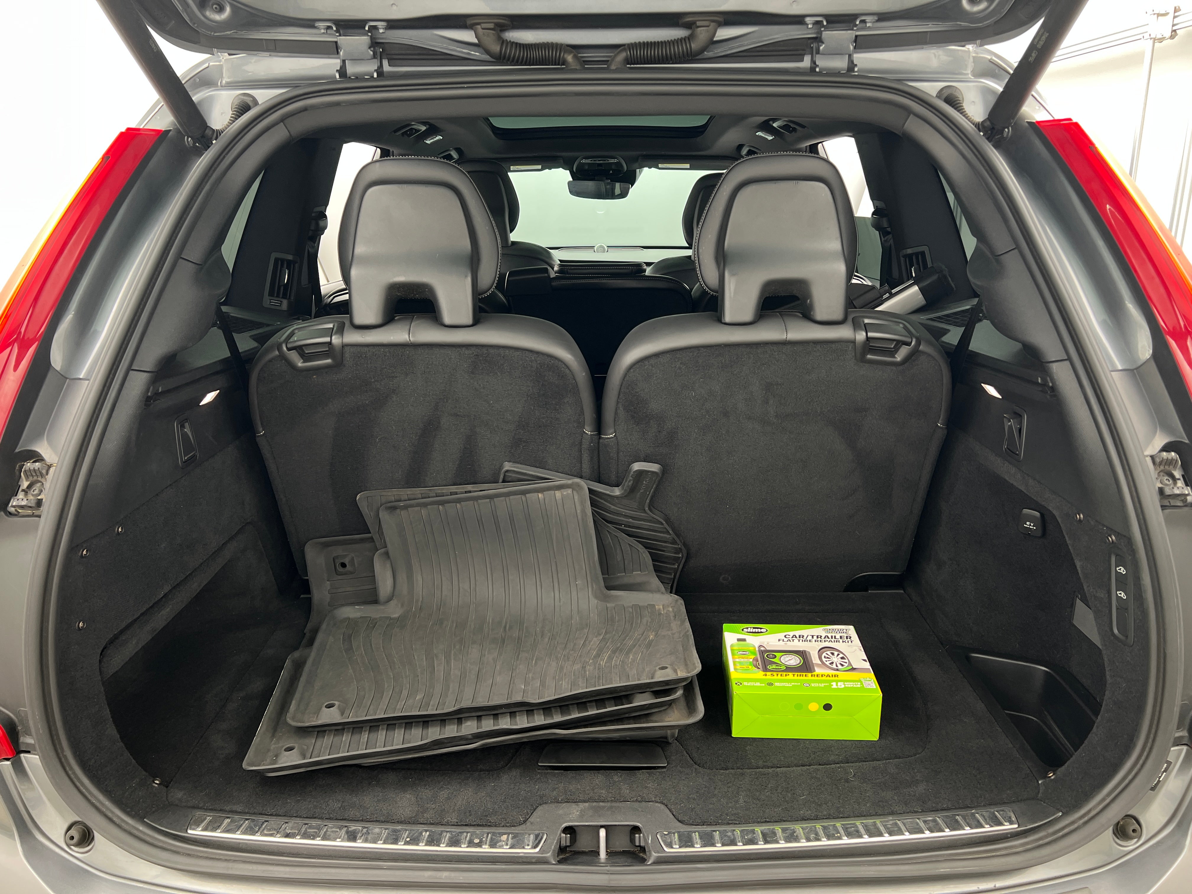 2017 Volvo XC90 T8 R-Design 6