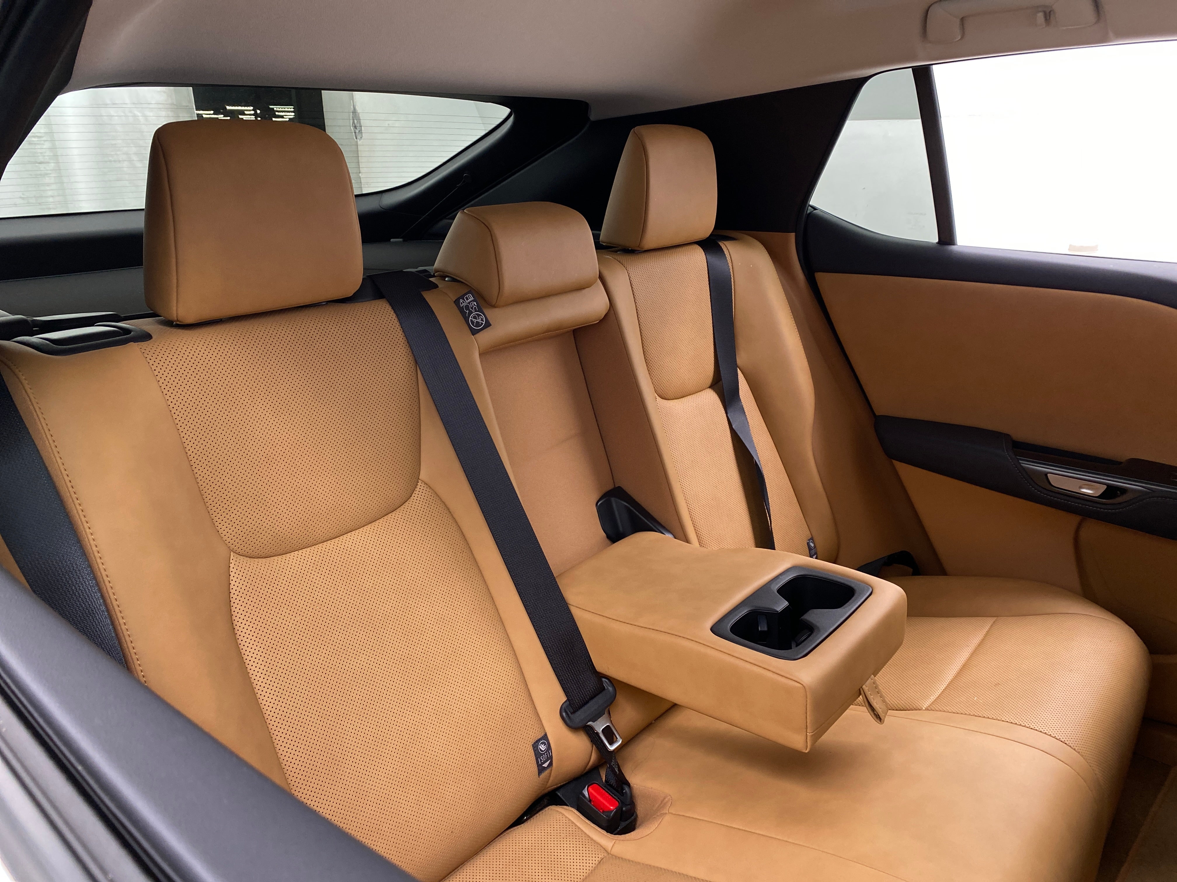 2023 Lexus RZ 450e 5