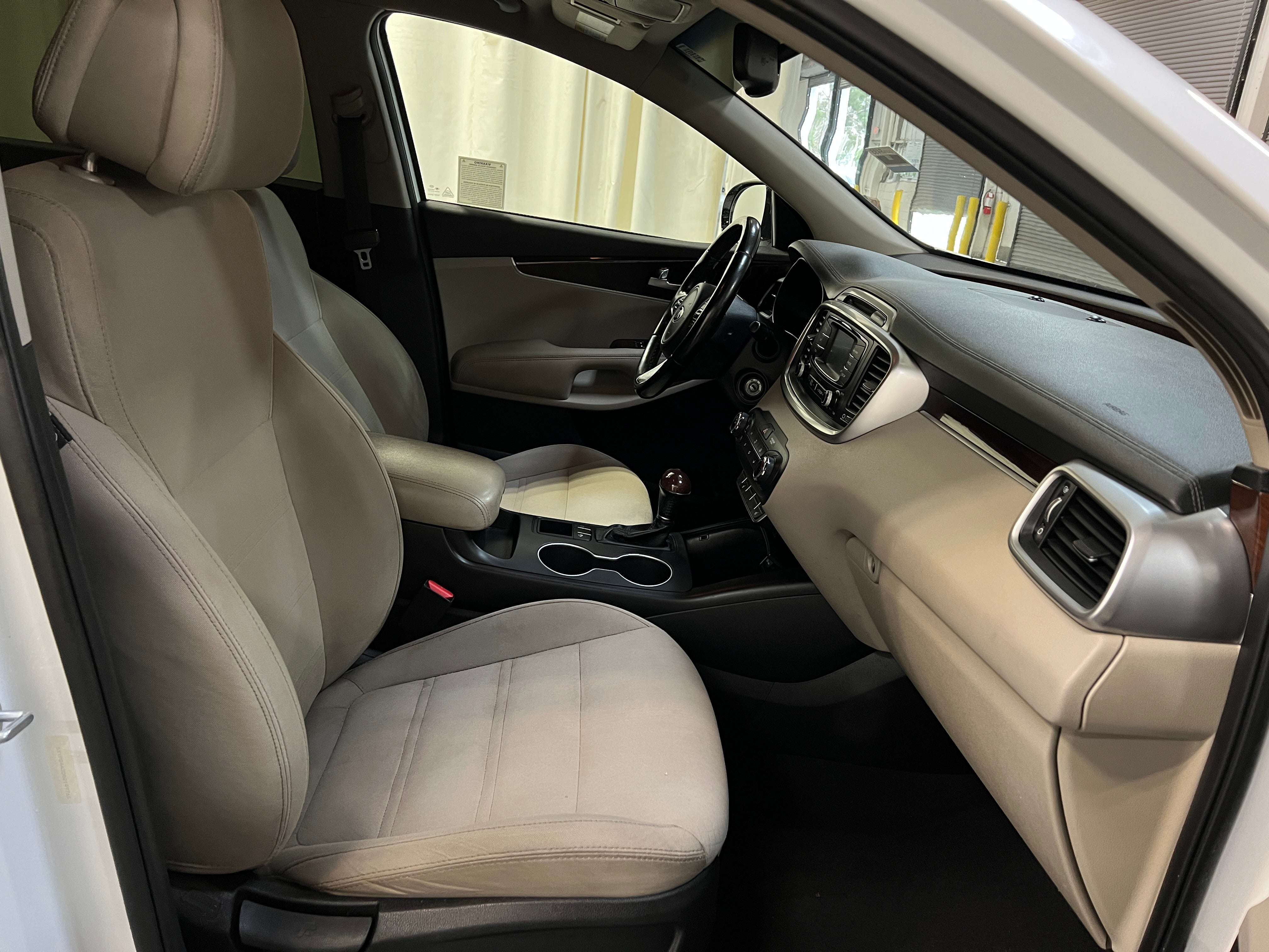 2016 Kia Sorento LX 2