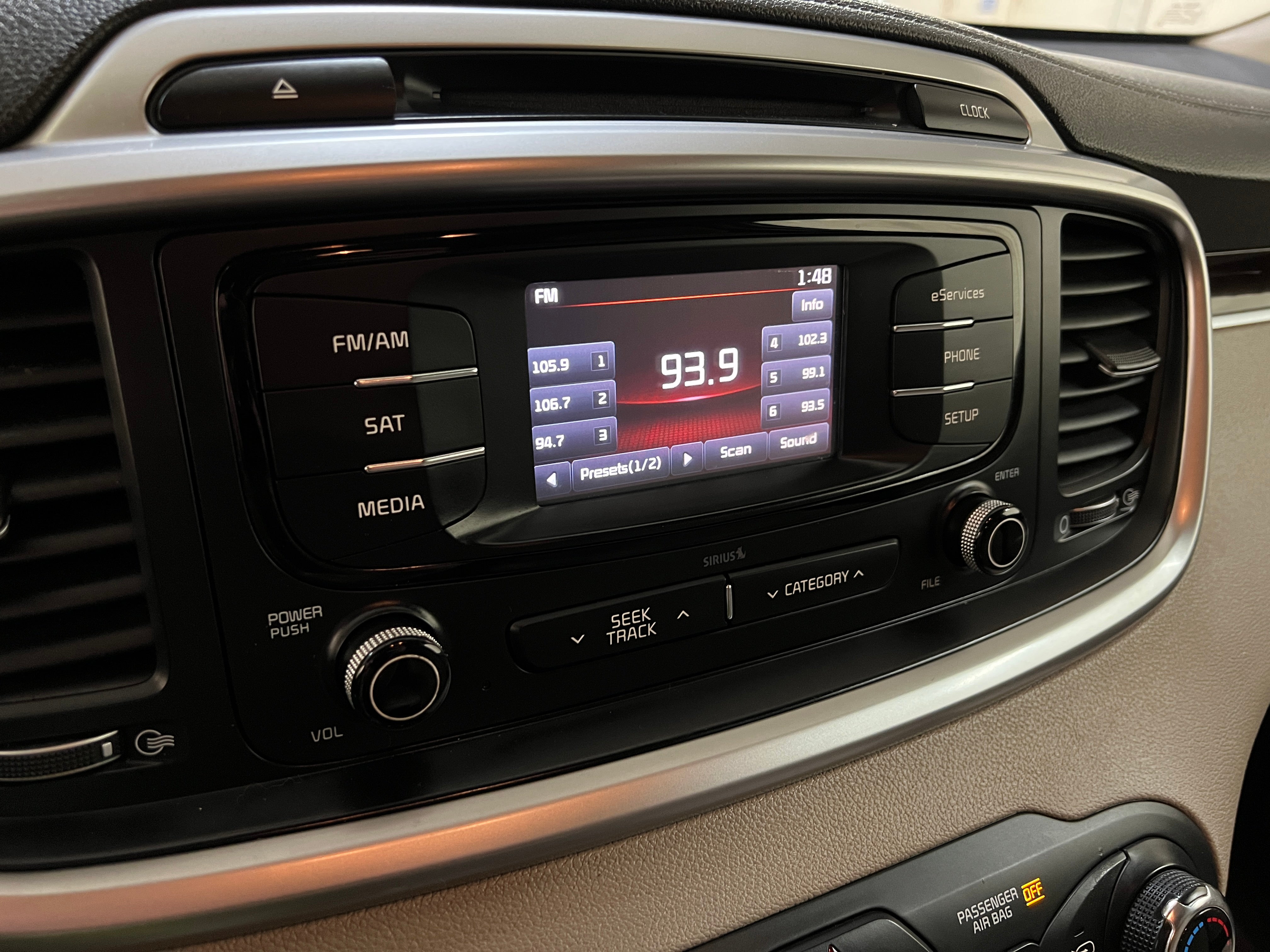 2016 Kia Sorento LX 4