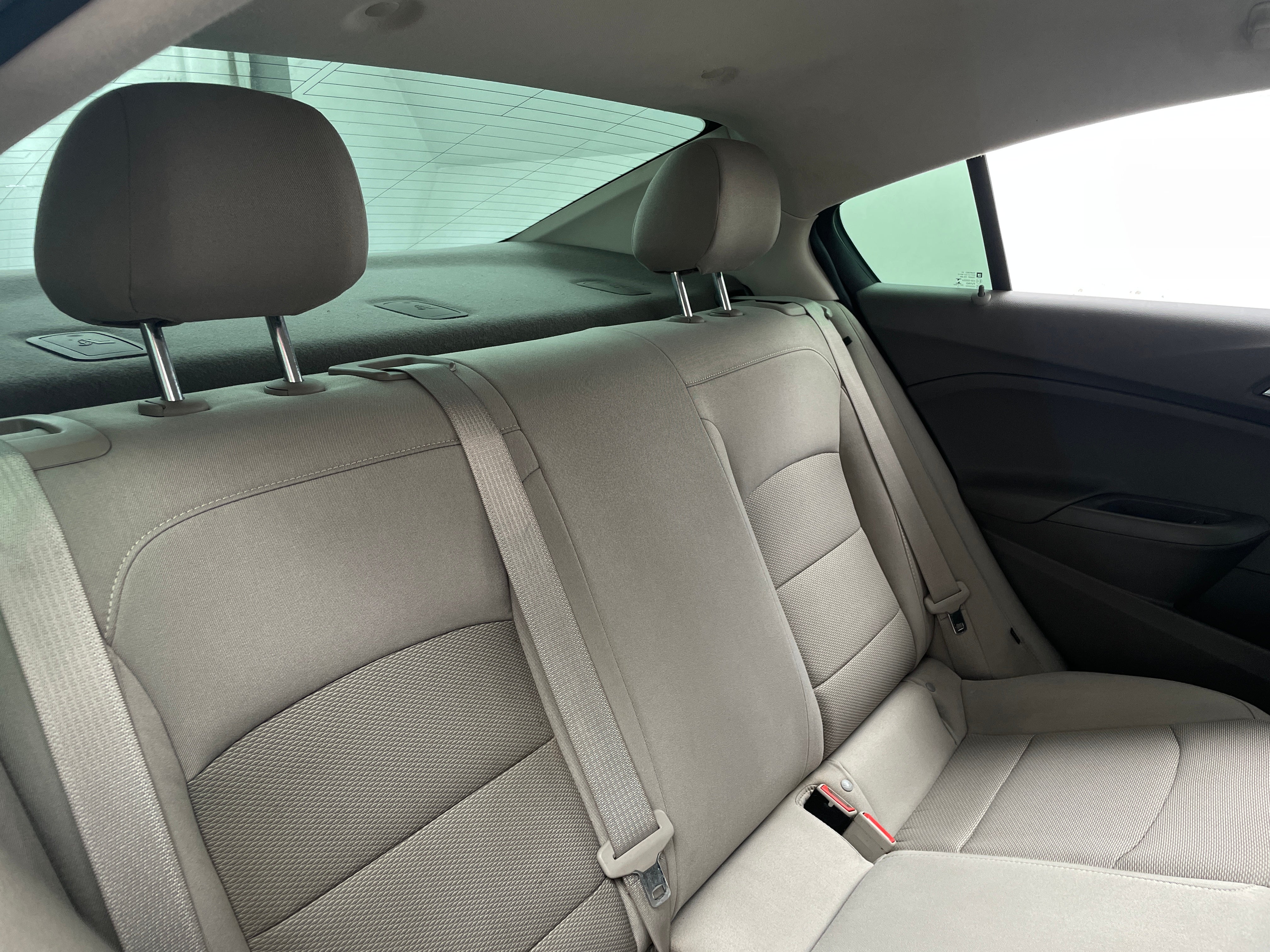 2017 Chevrolet Cruze LS 5