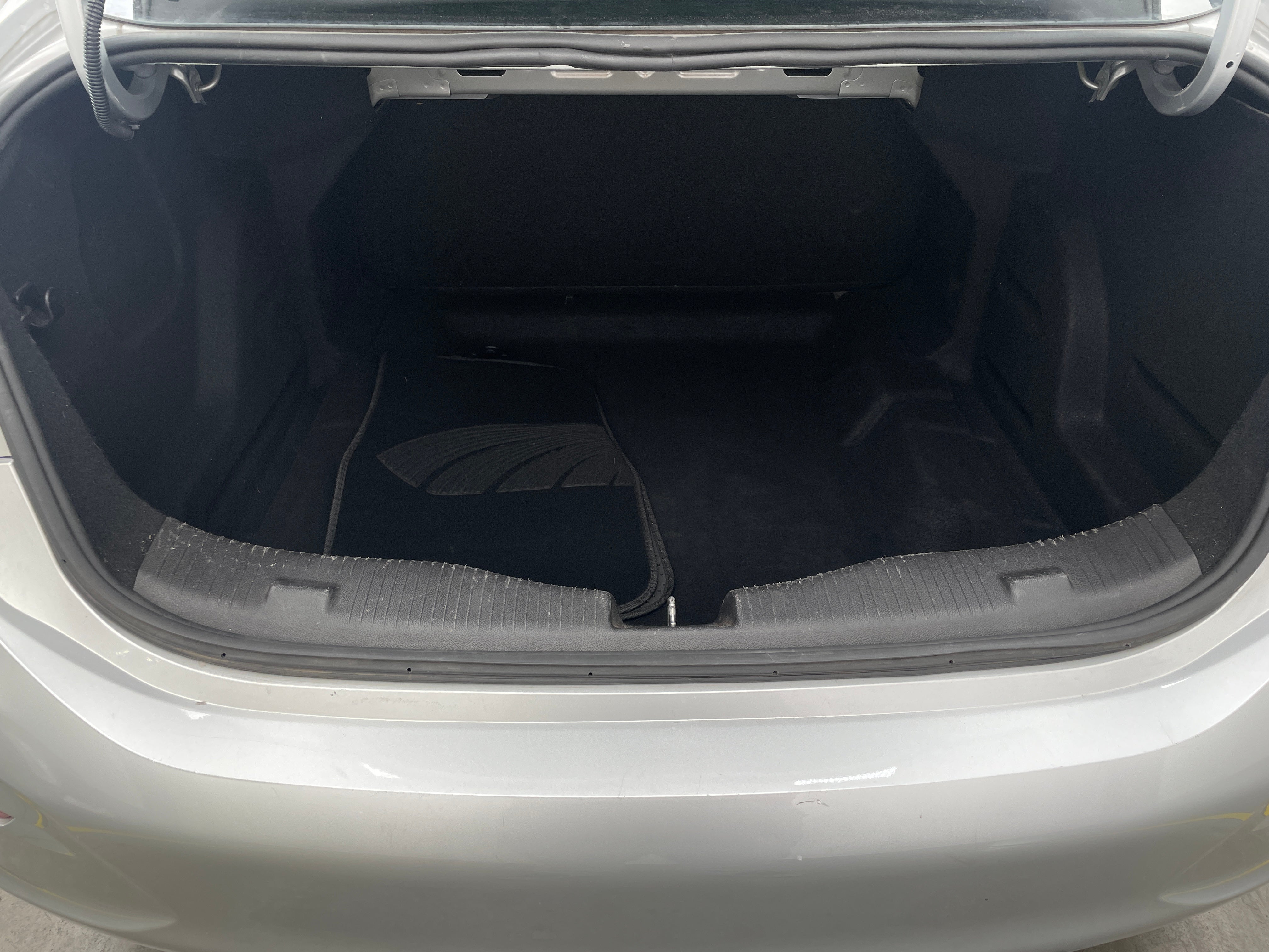 2017 Chevrolet Cruze LS 6