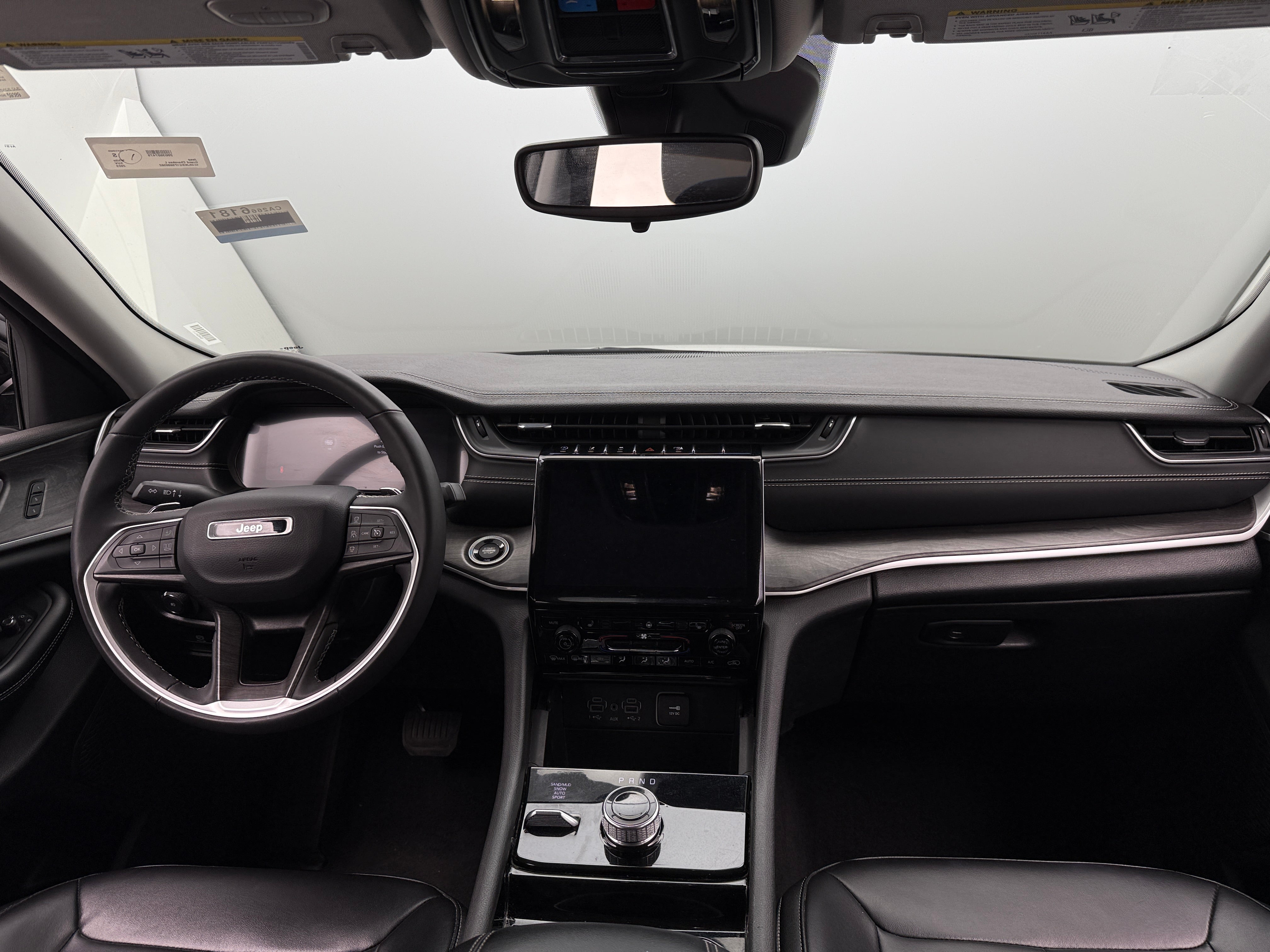 2023 Jeep Grand Cherokee L Limited Edition 2