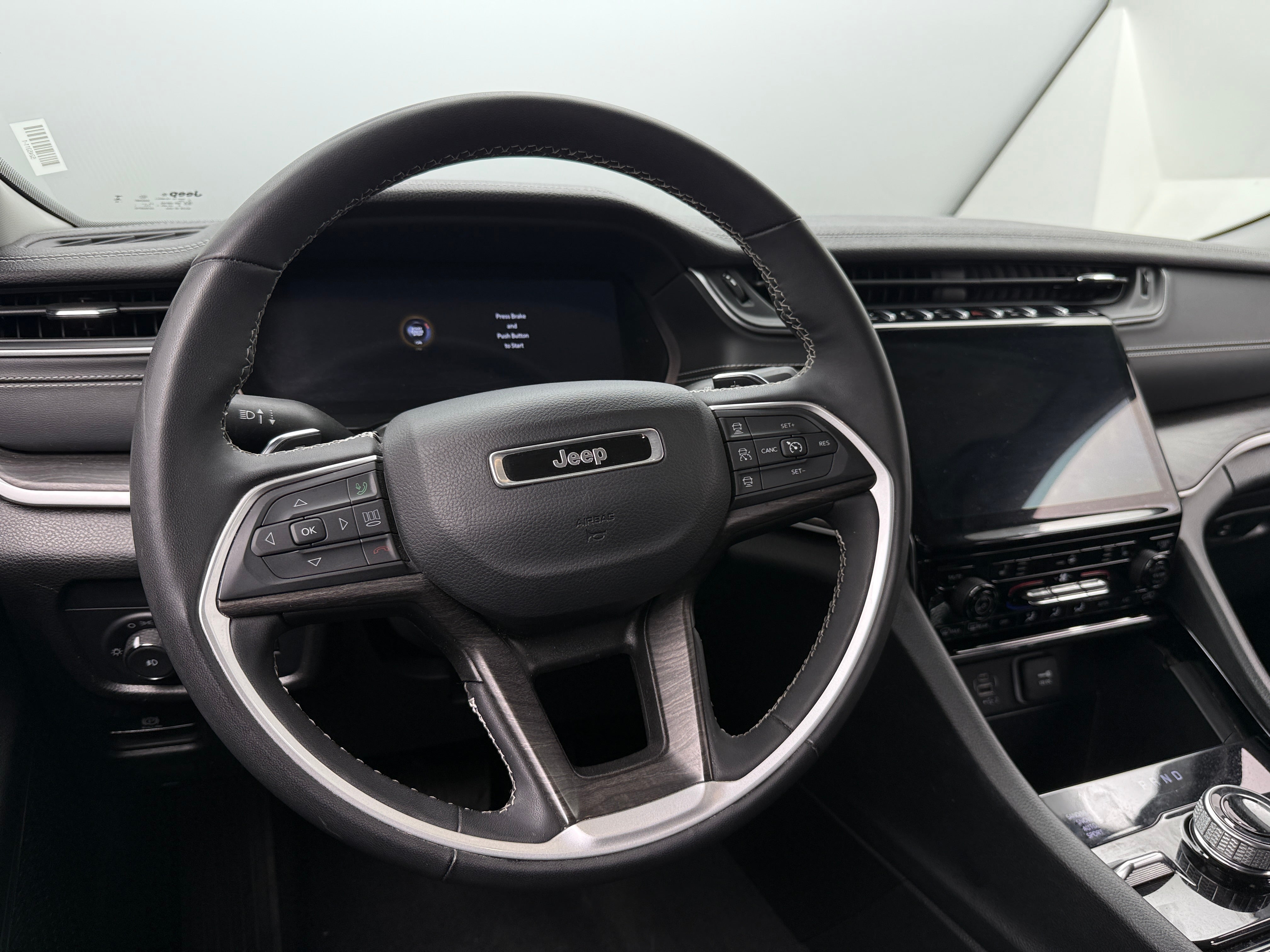 2023 Jeep Grand Cherokee L Limited Edition 4