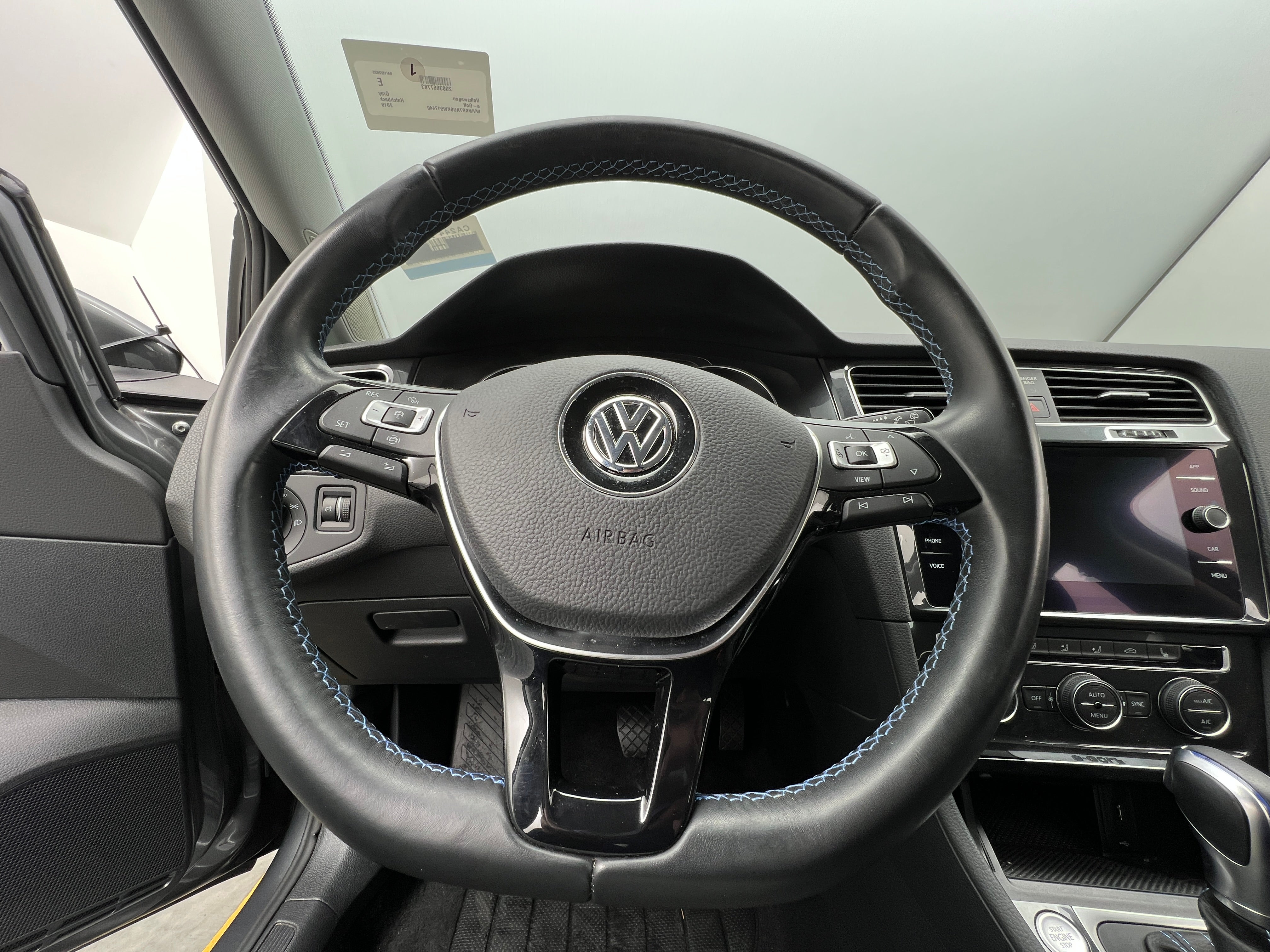 2019 Volkswagen e-Golf SE 5