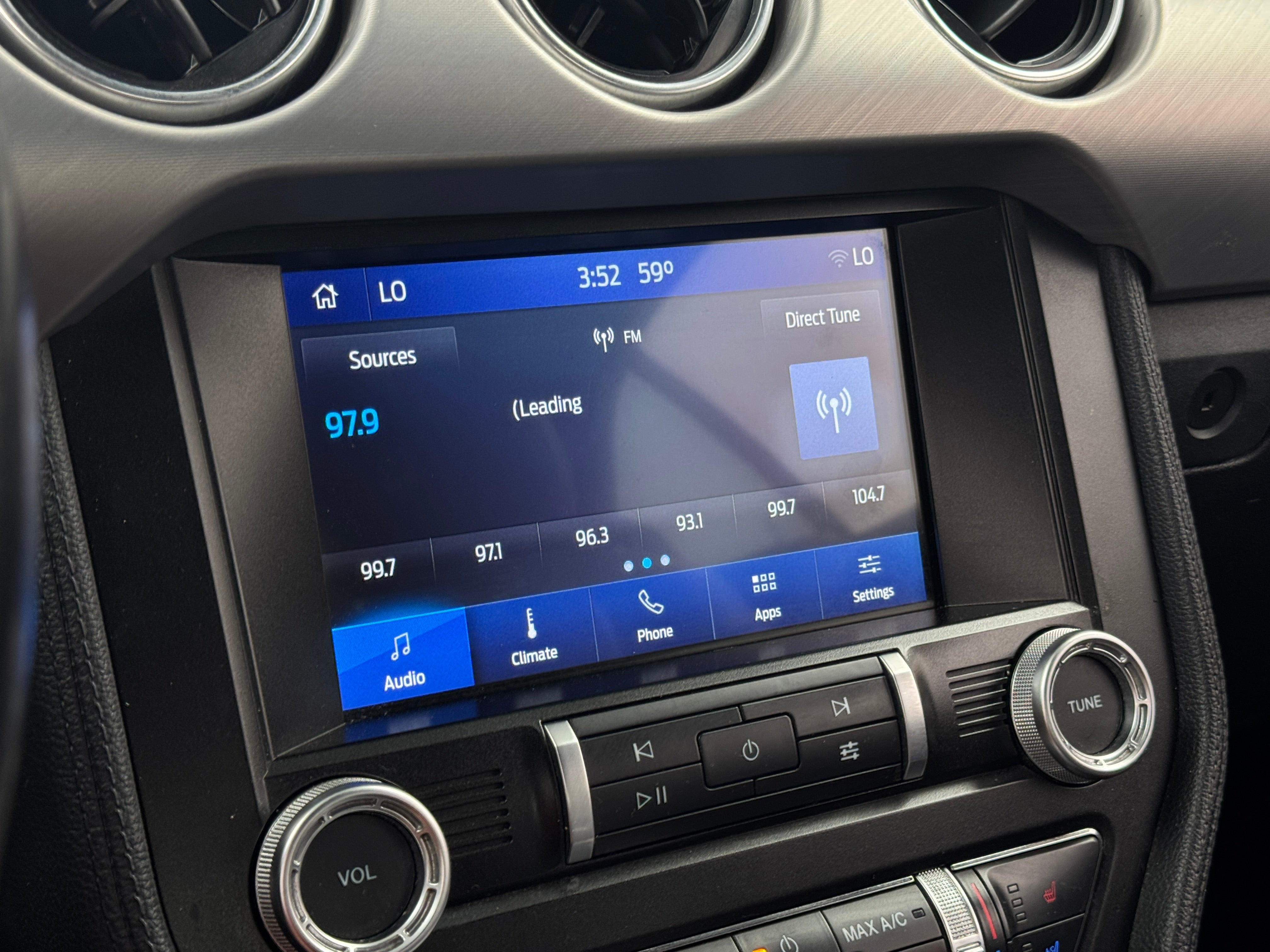 2022 Ford Mustang  4