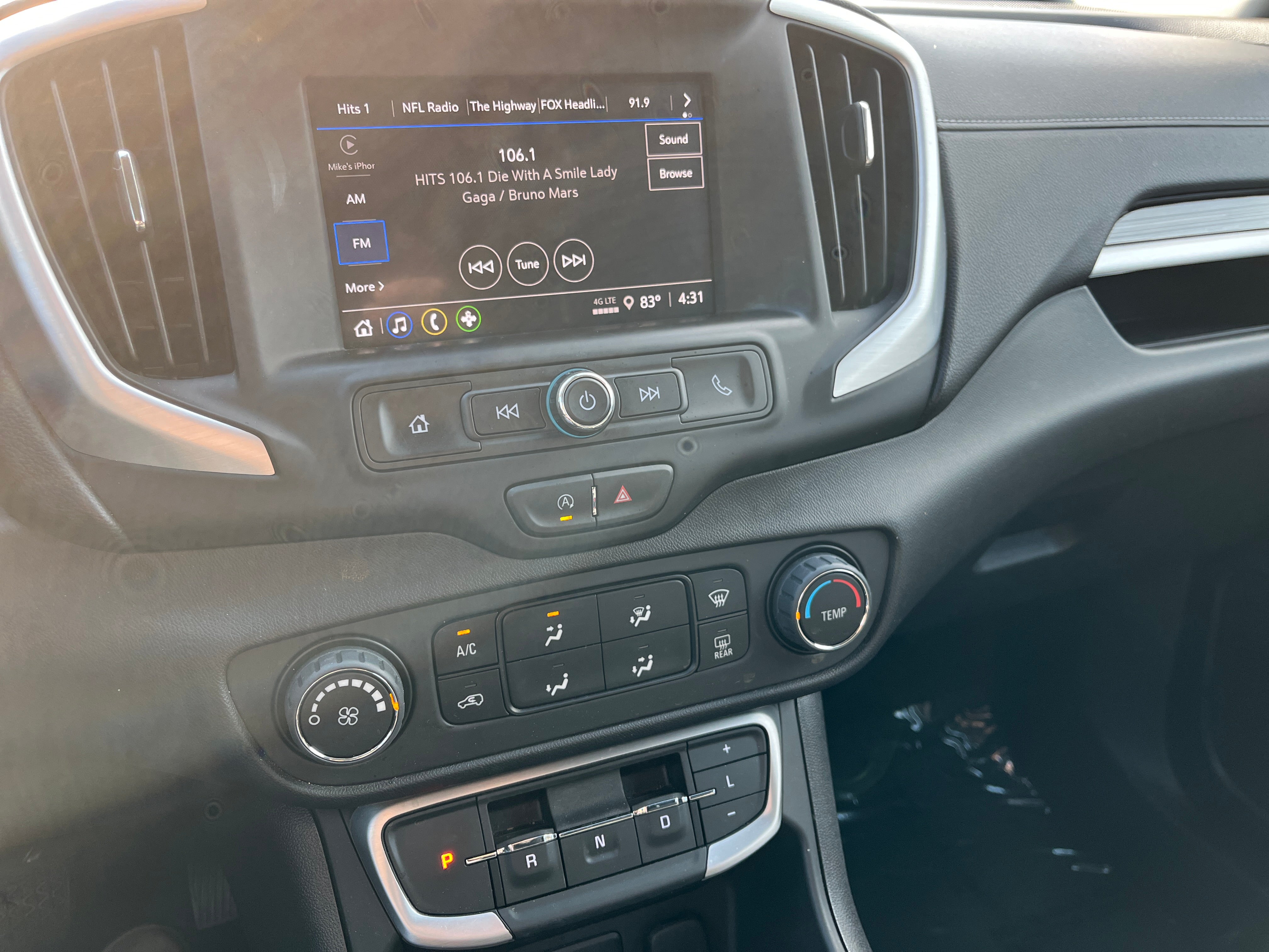 2024 GMC Terrain SLE 4