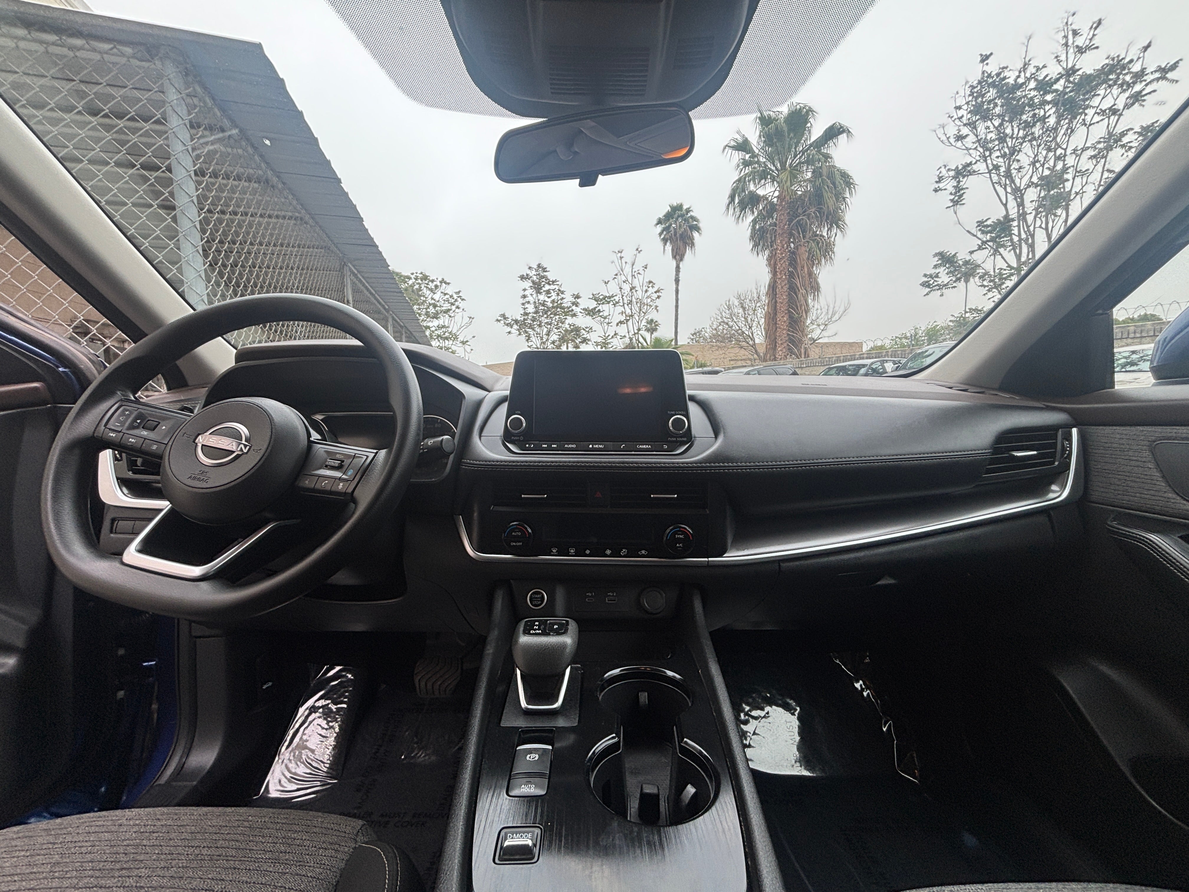 2023 Nissan Rogue SV 3