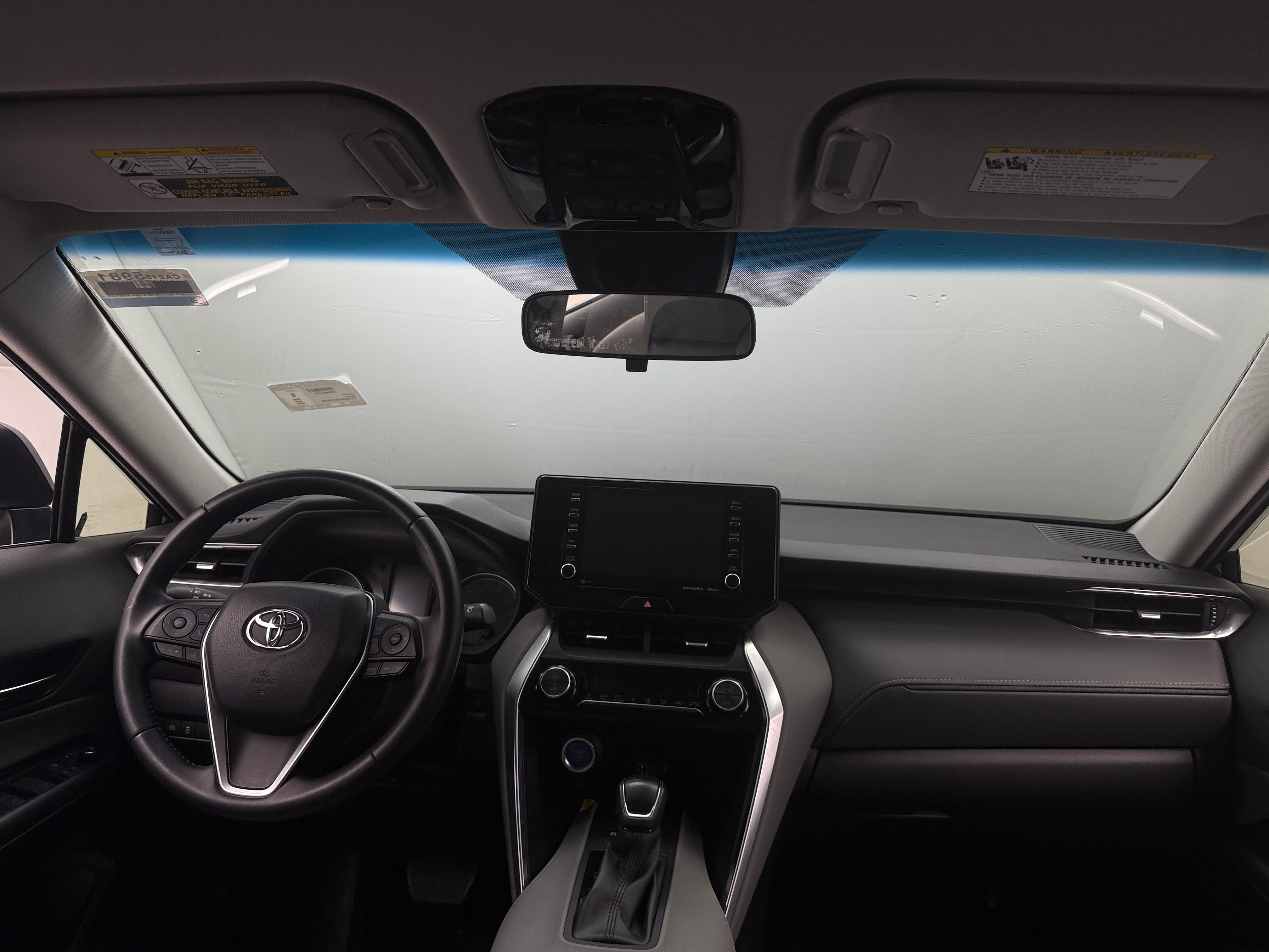 2022 Toyota Venza LE 3