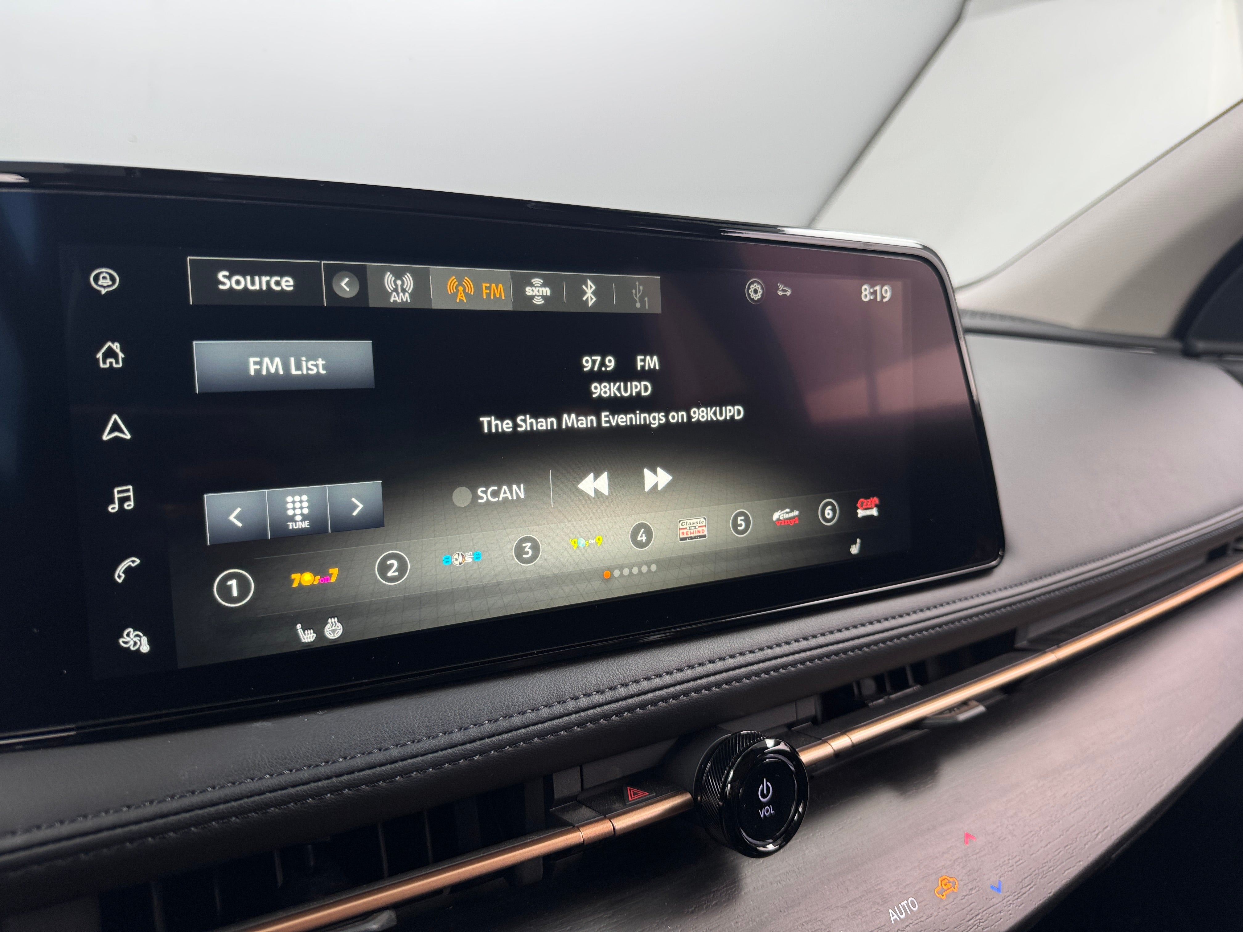 2023 Nissan Ariya Evolve+ 3