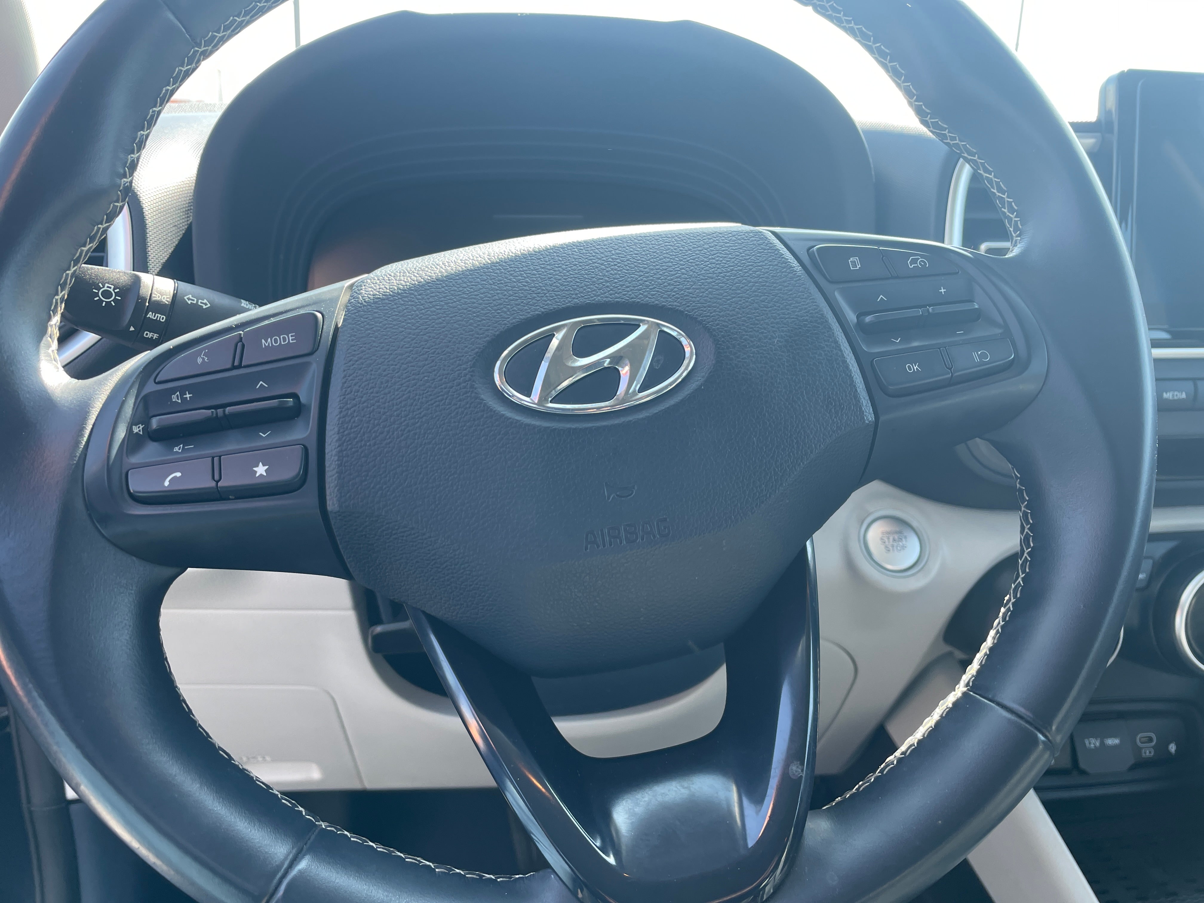 2023 Hyundai Venue Limited 5