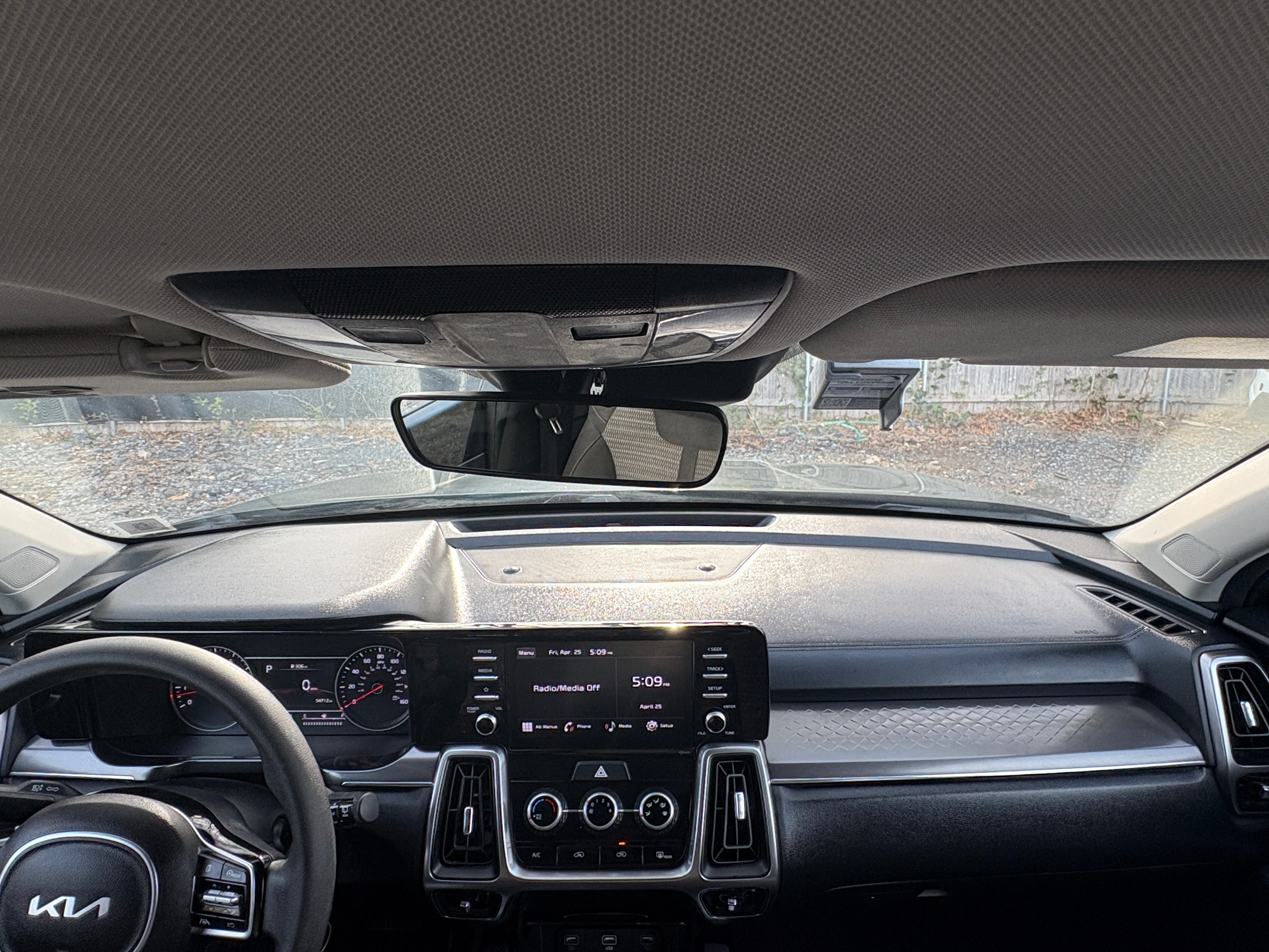 2023 Kia Sorento LX 3