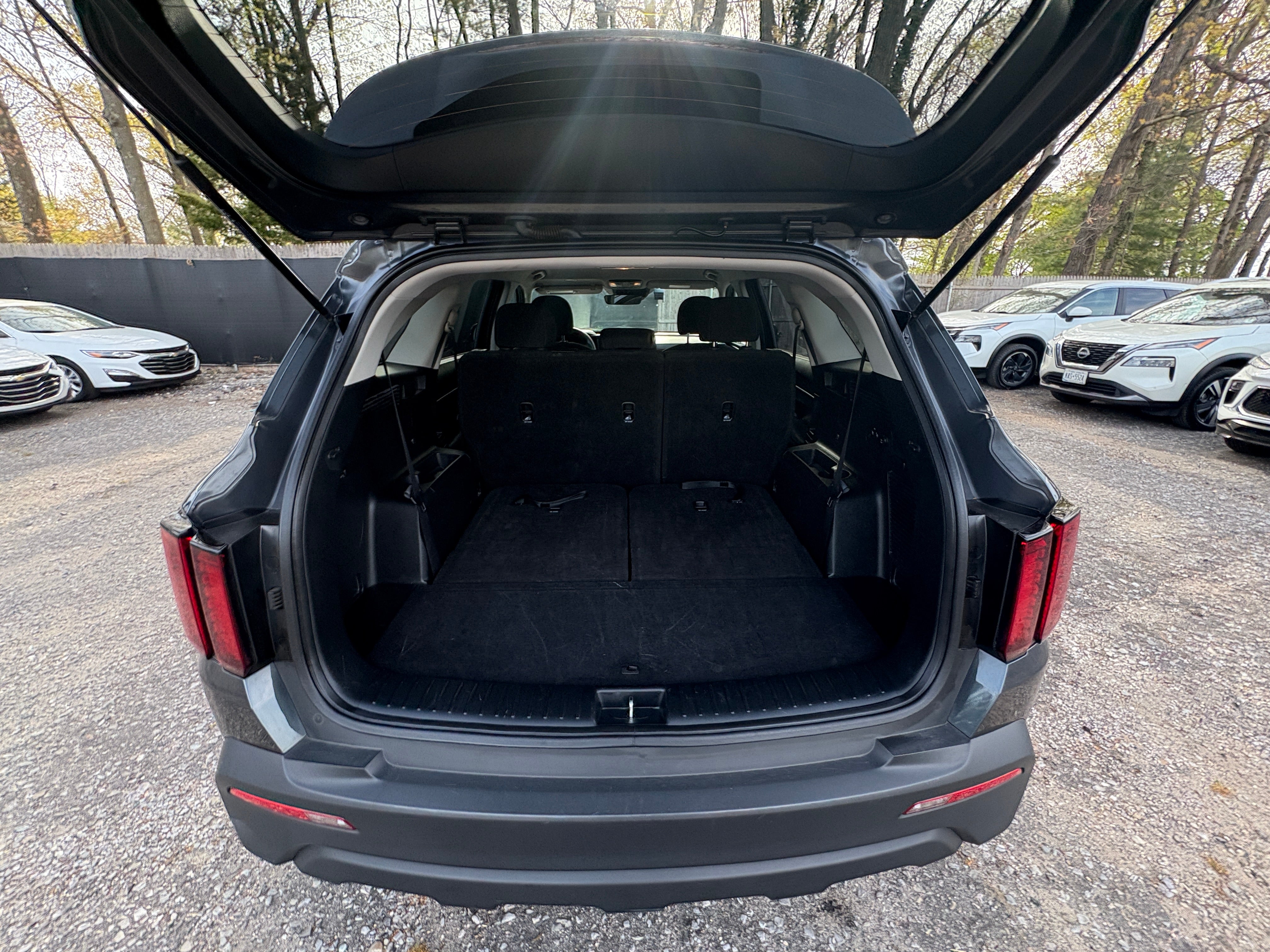 2023 Kia Sorento LX 5