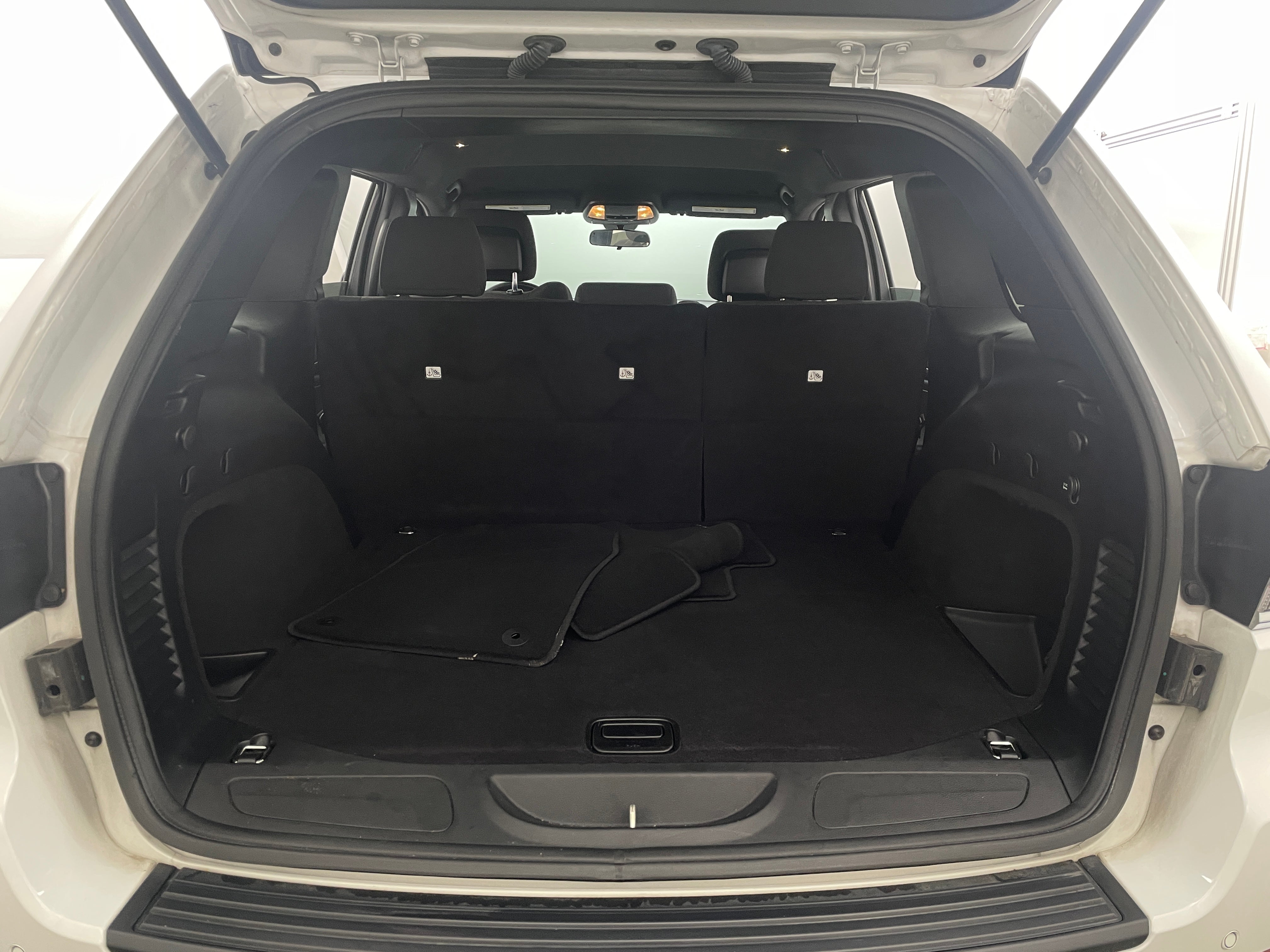 2020 Jeep Grand Cherokee Laredo 7