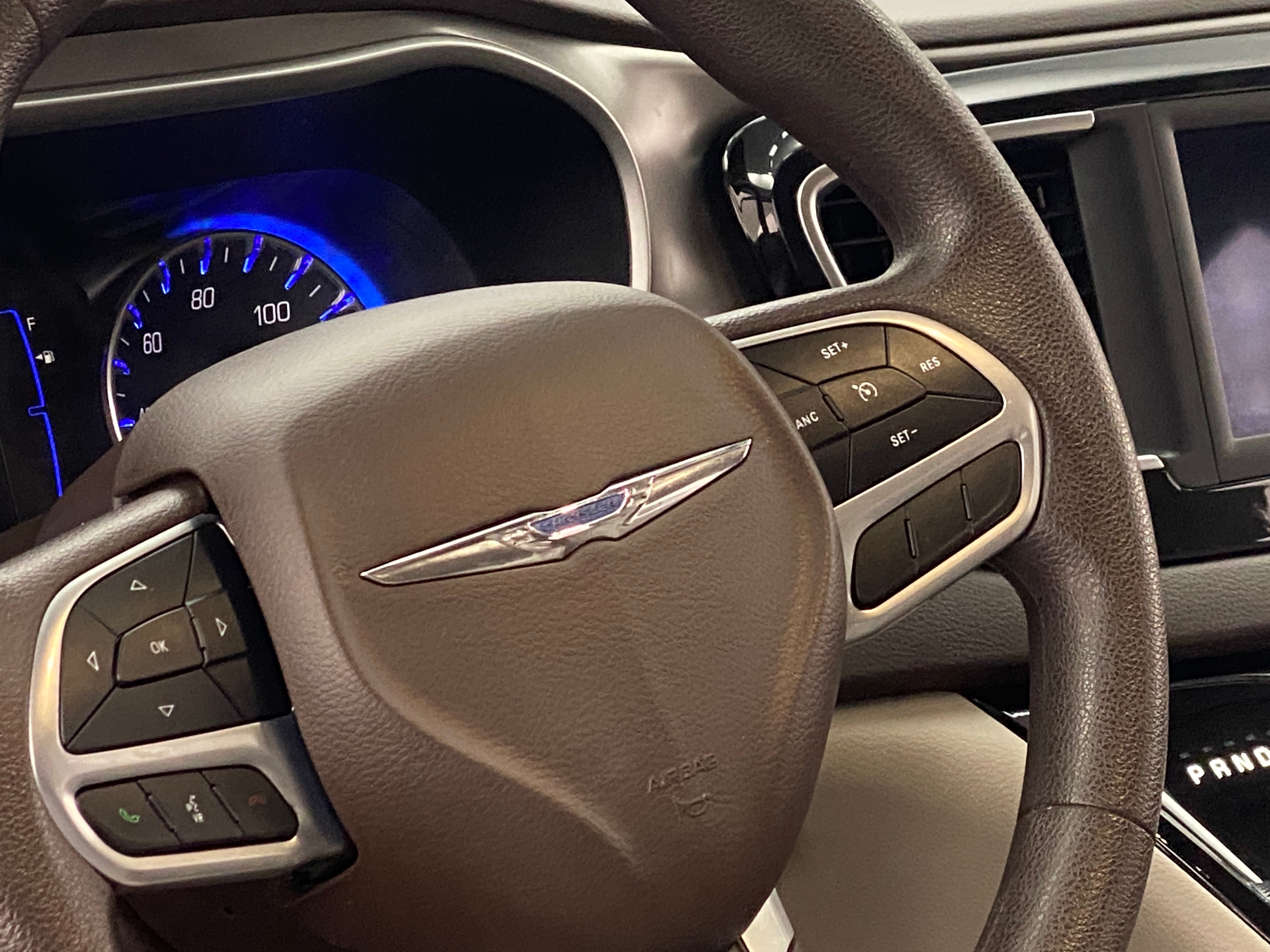 2020 Chrysler Voyager LXi 5