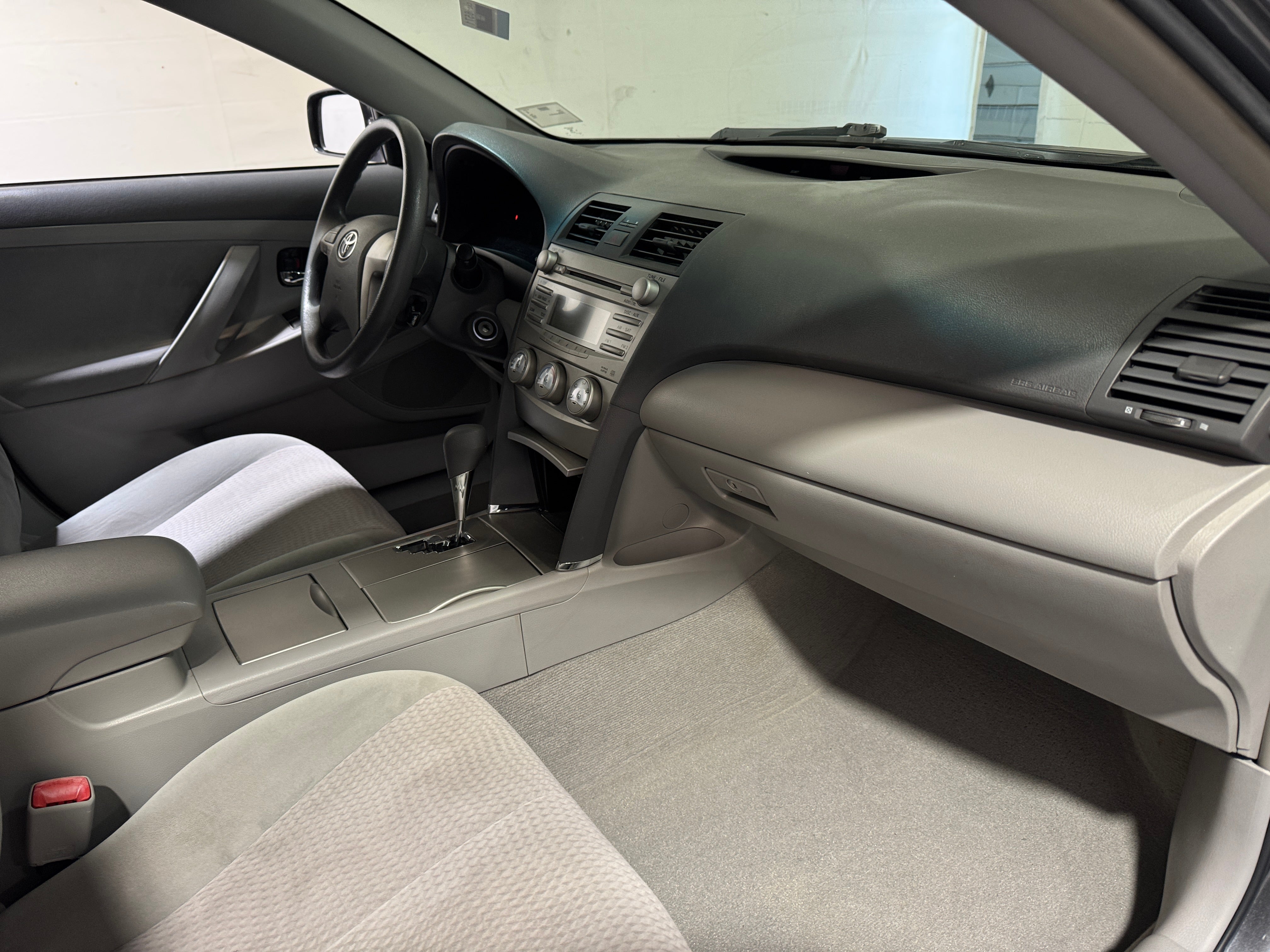 2010 Toyota Camry LE 3