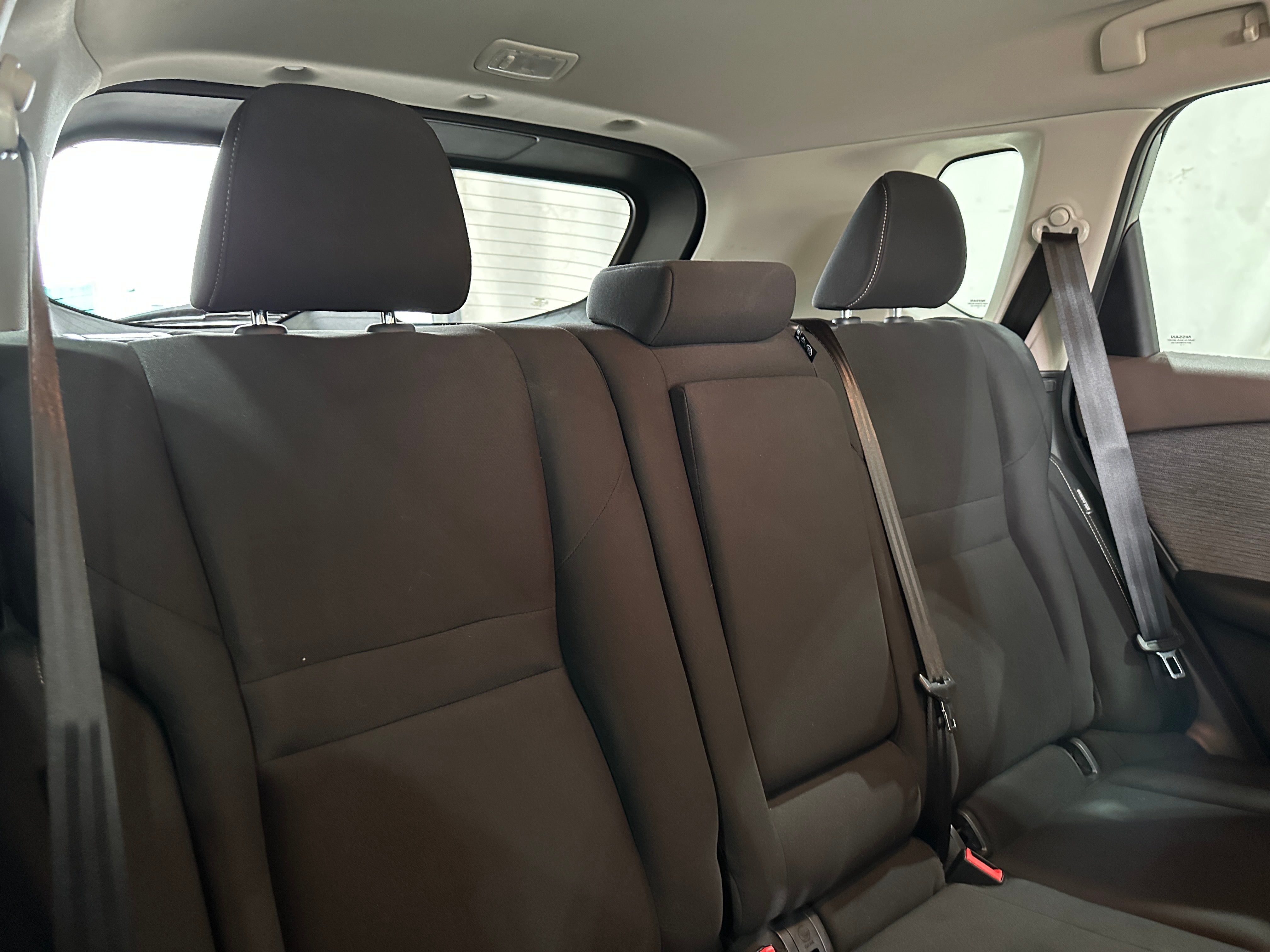 2023 Nissan Rogue S 6