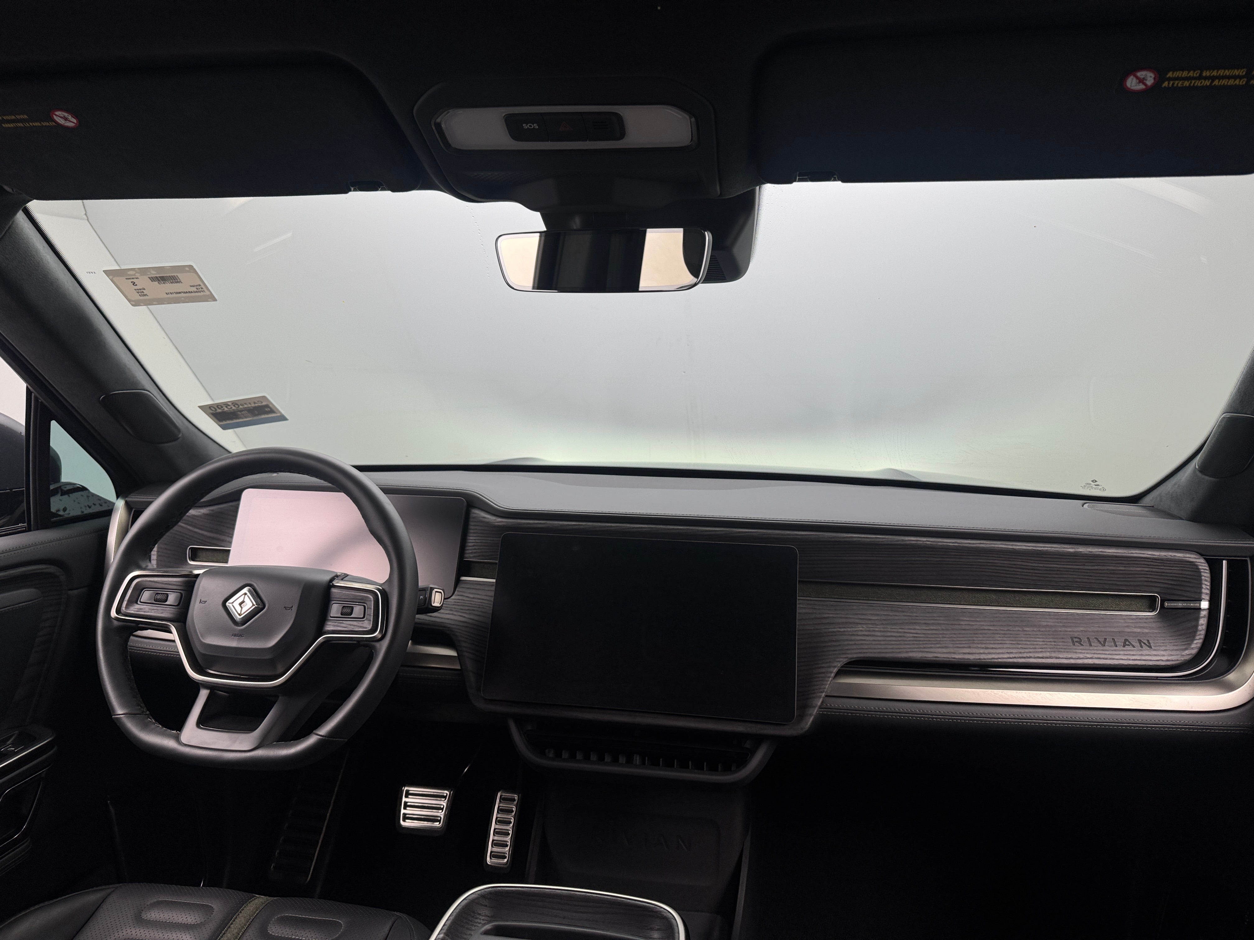 2023 Rivian R1S Adventure 2