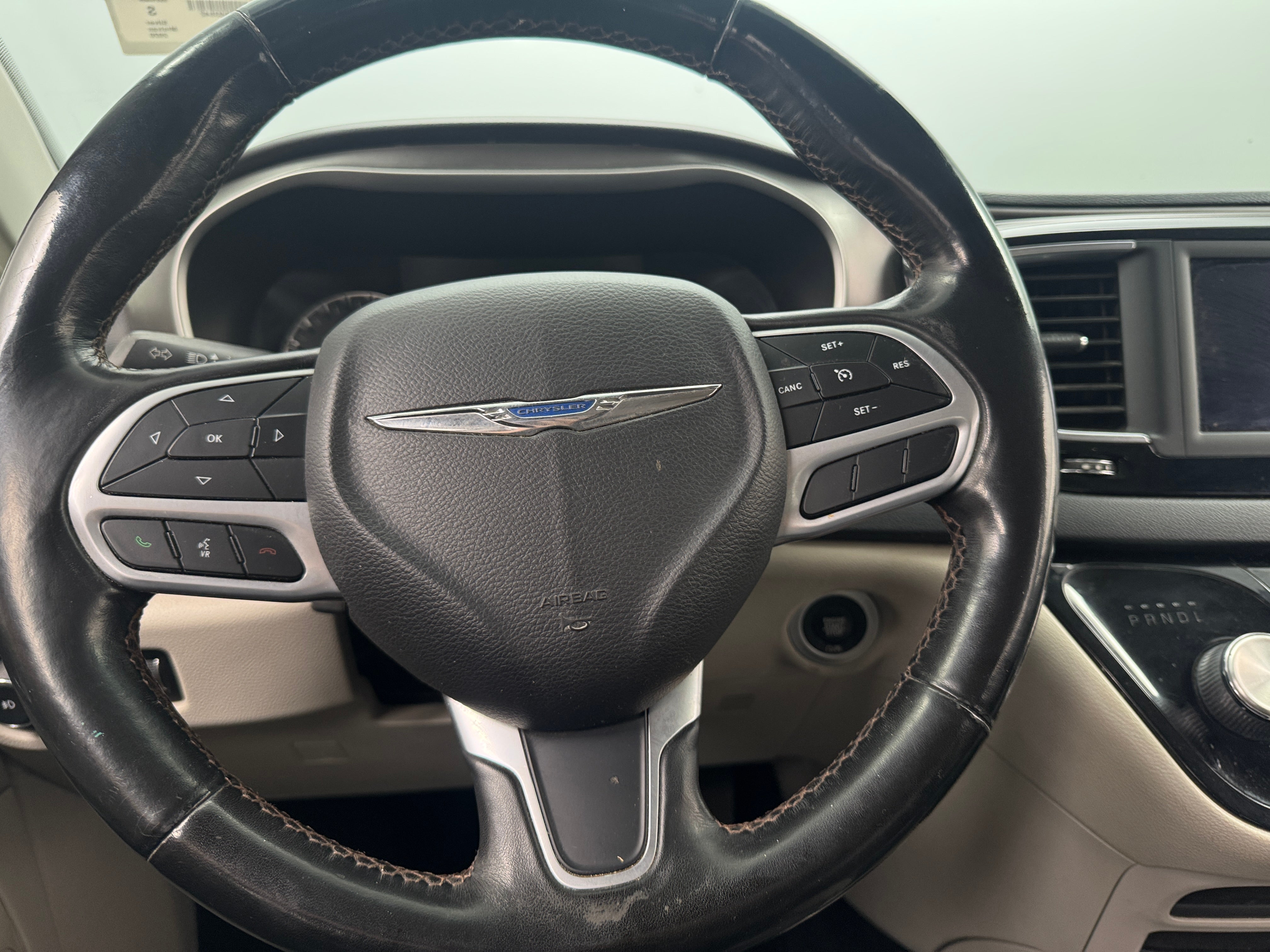 2020 Chrysler Pacifica Touring L 4