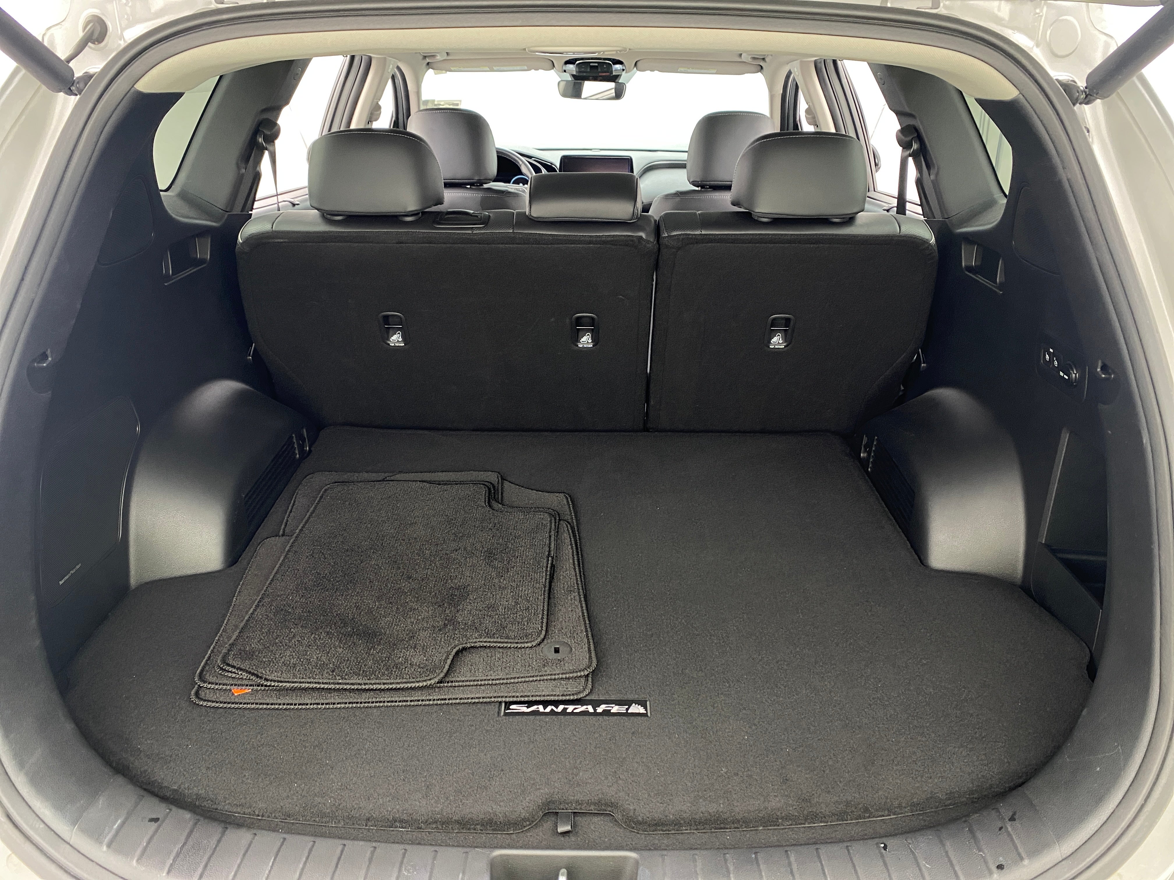 2022 Hyundai Santa Fe SEL 7