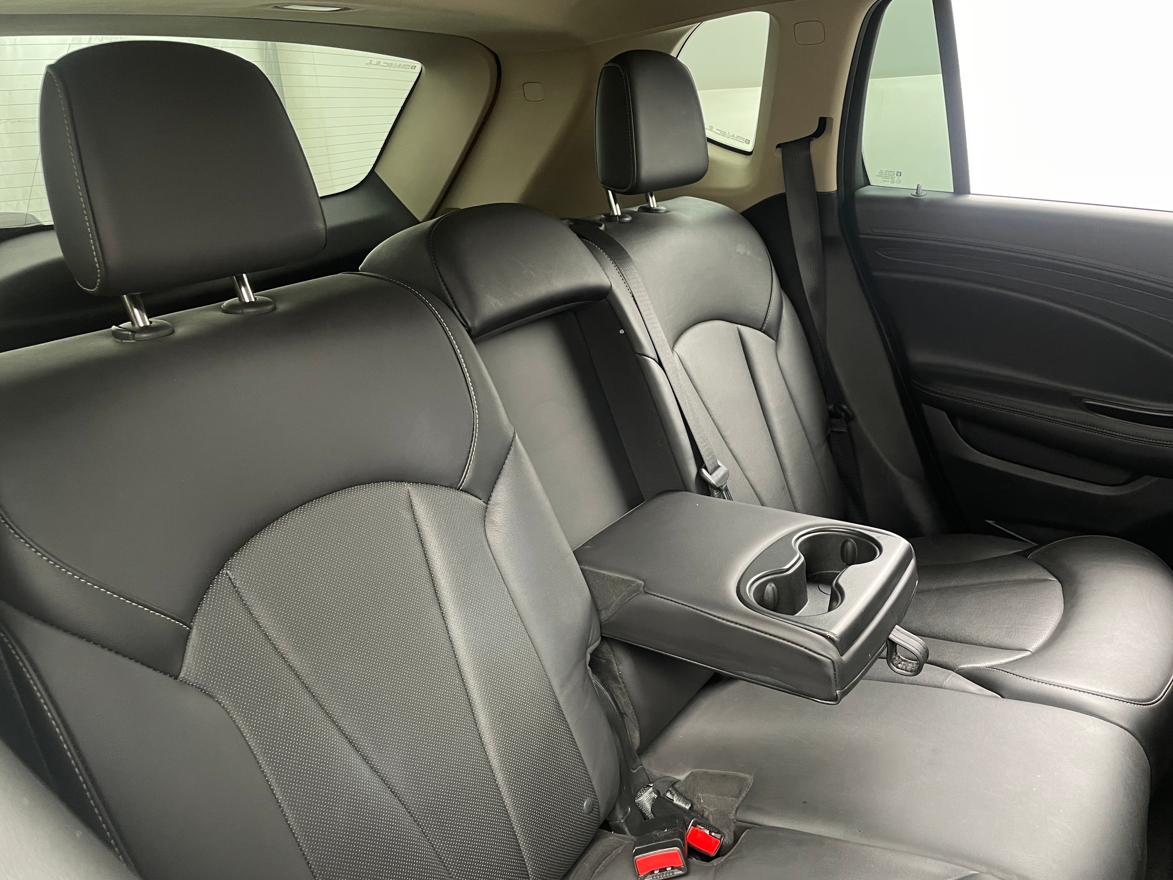2018 Buick Envision Essence 5