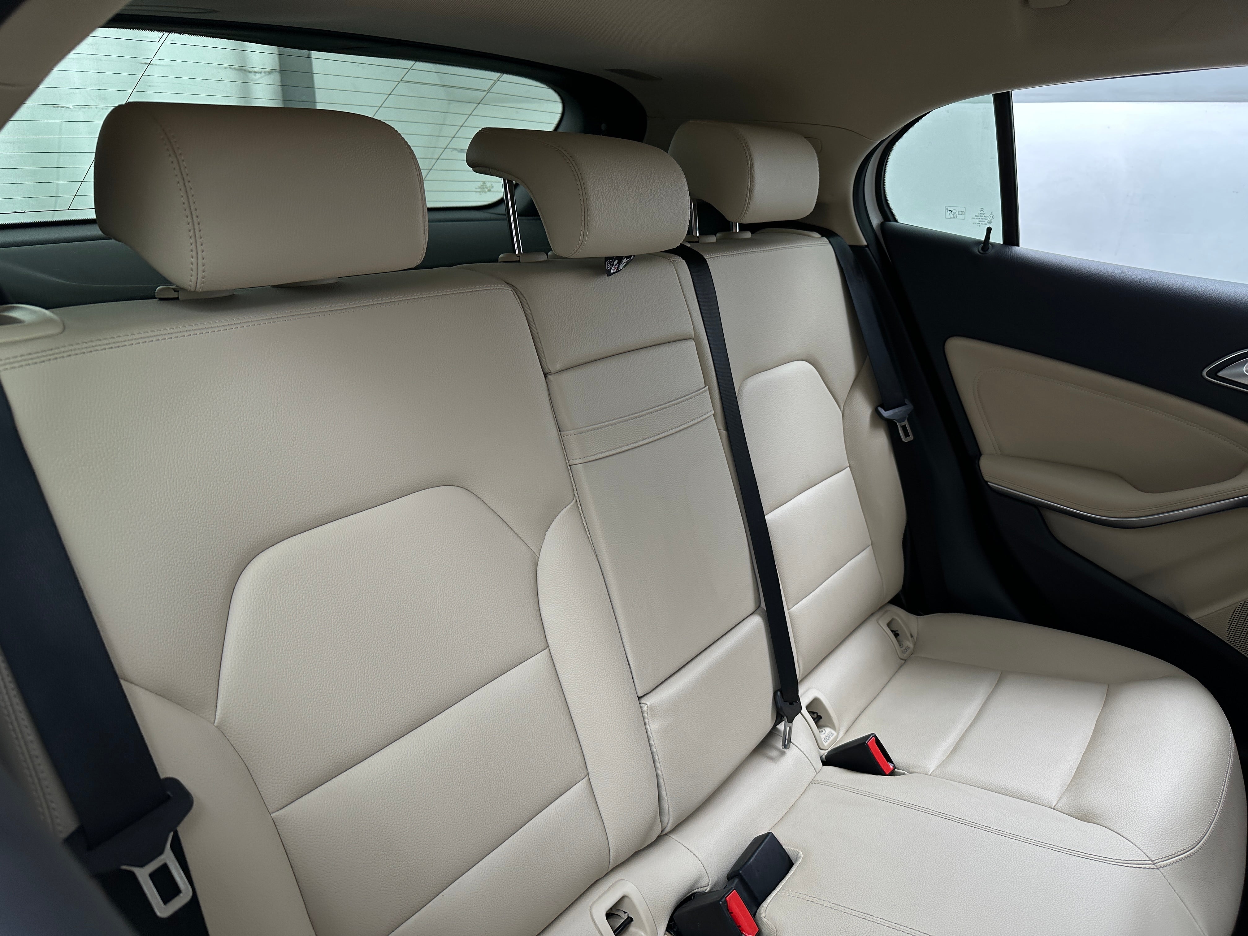 2019 Mercedes-Benz GLA 250 4MATIC 5