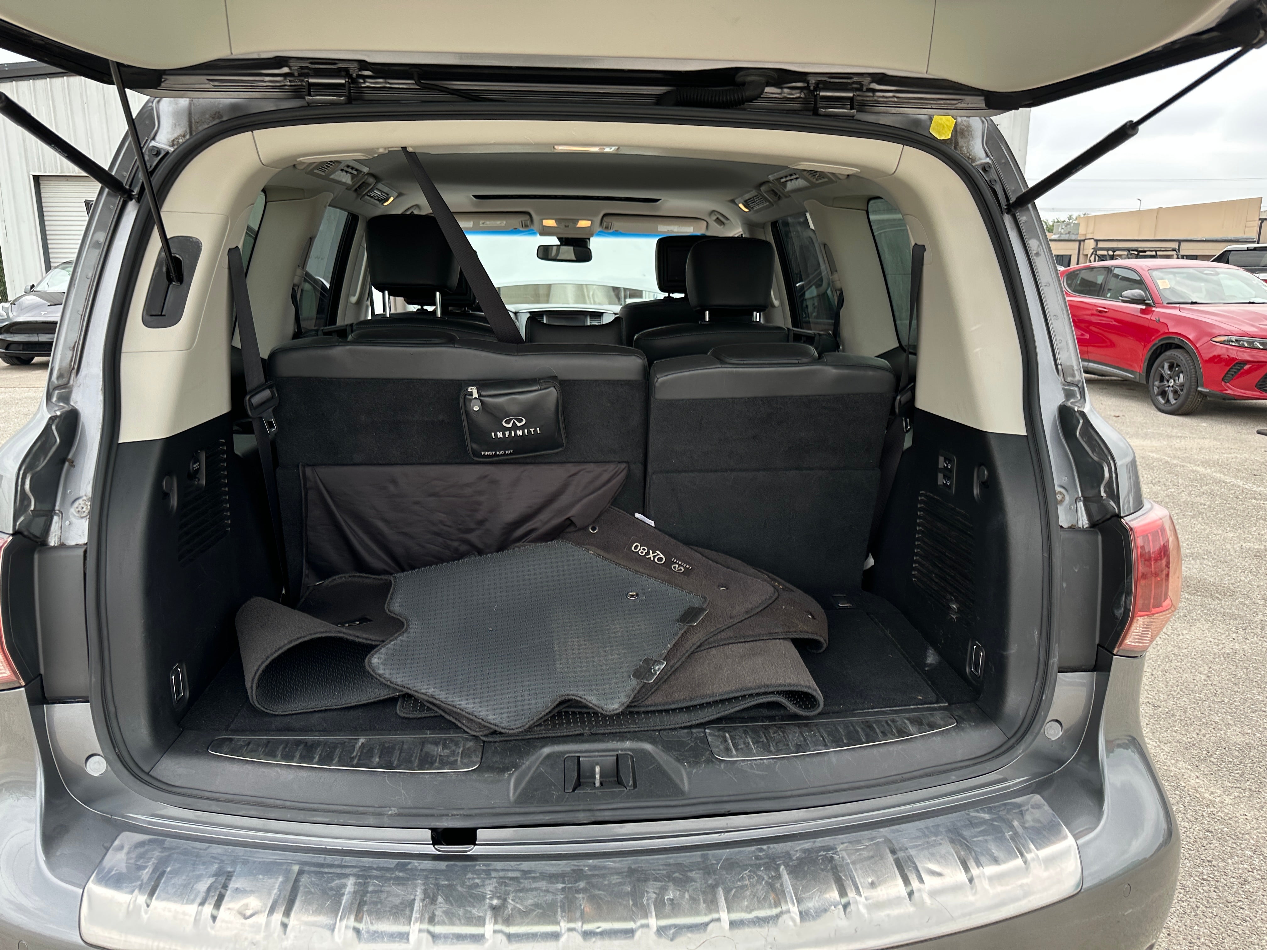 2015 INFINITI QX80 Base 6