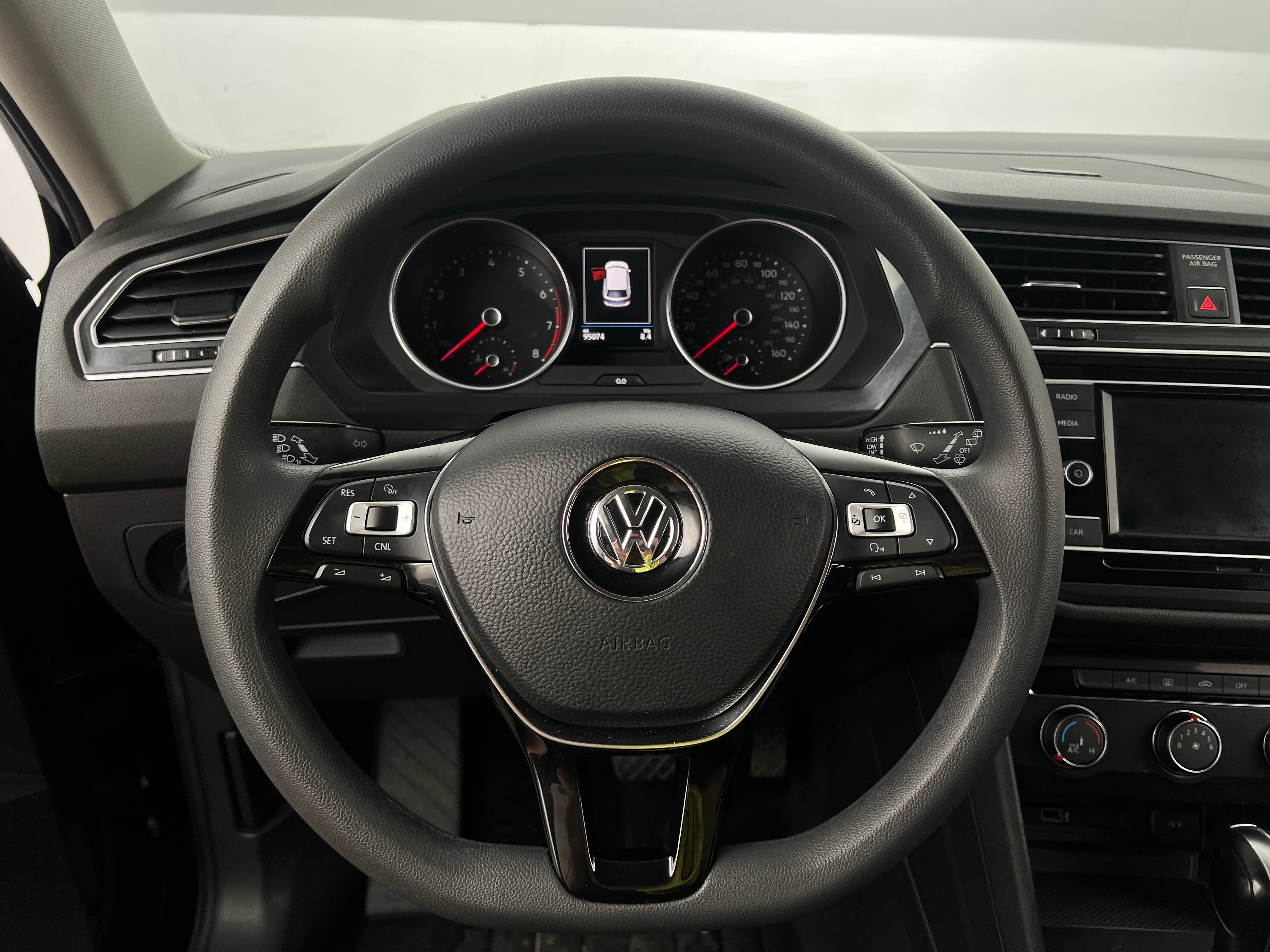 2018 Volkswagen Tiguan 2.0T 5