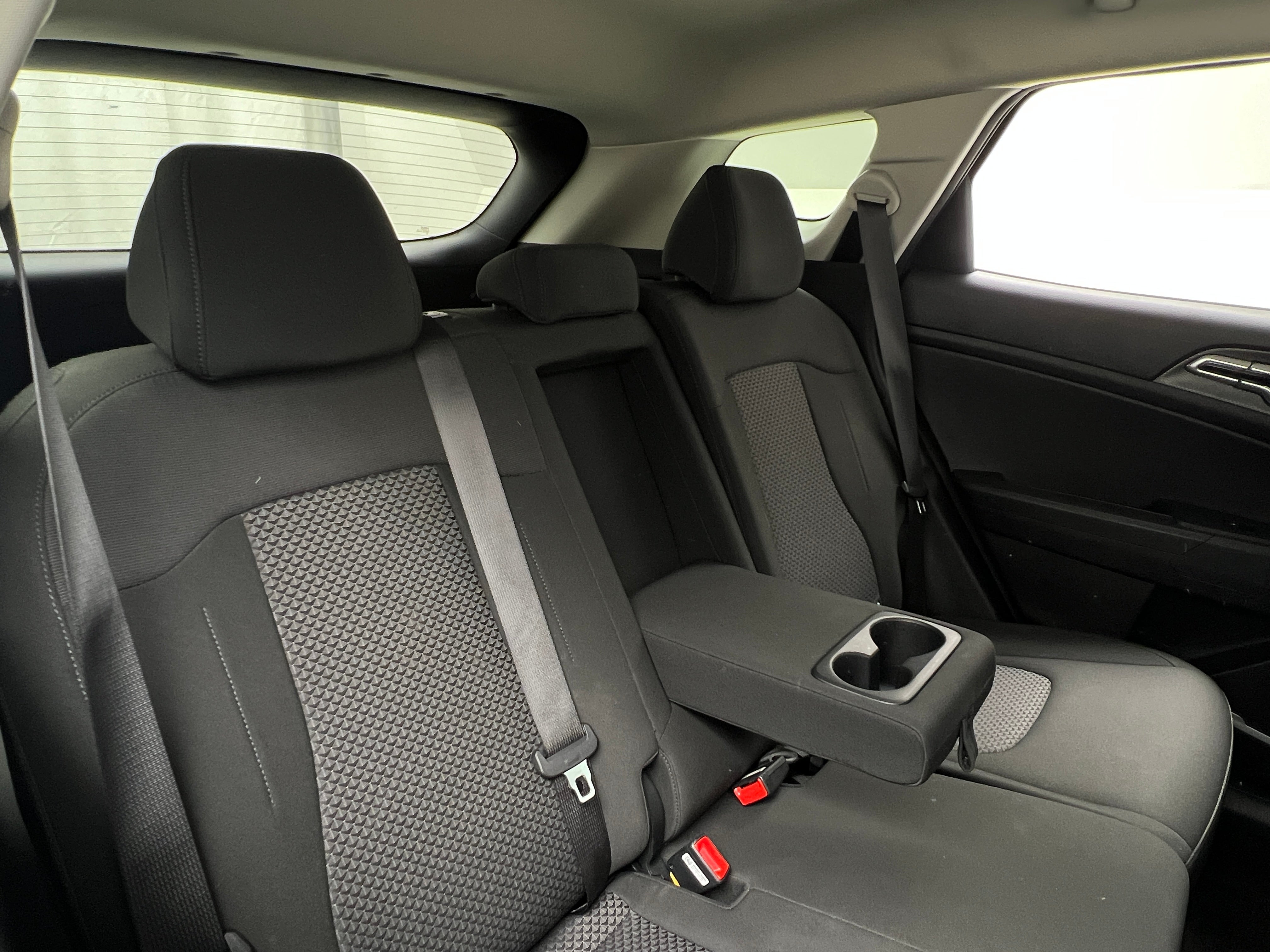 2024 Kia Sportage LX 6