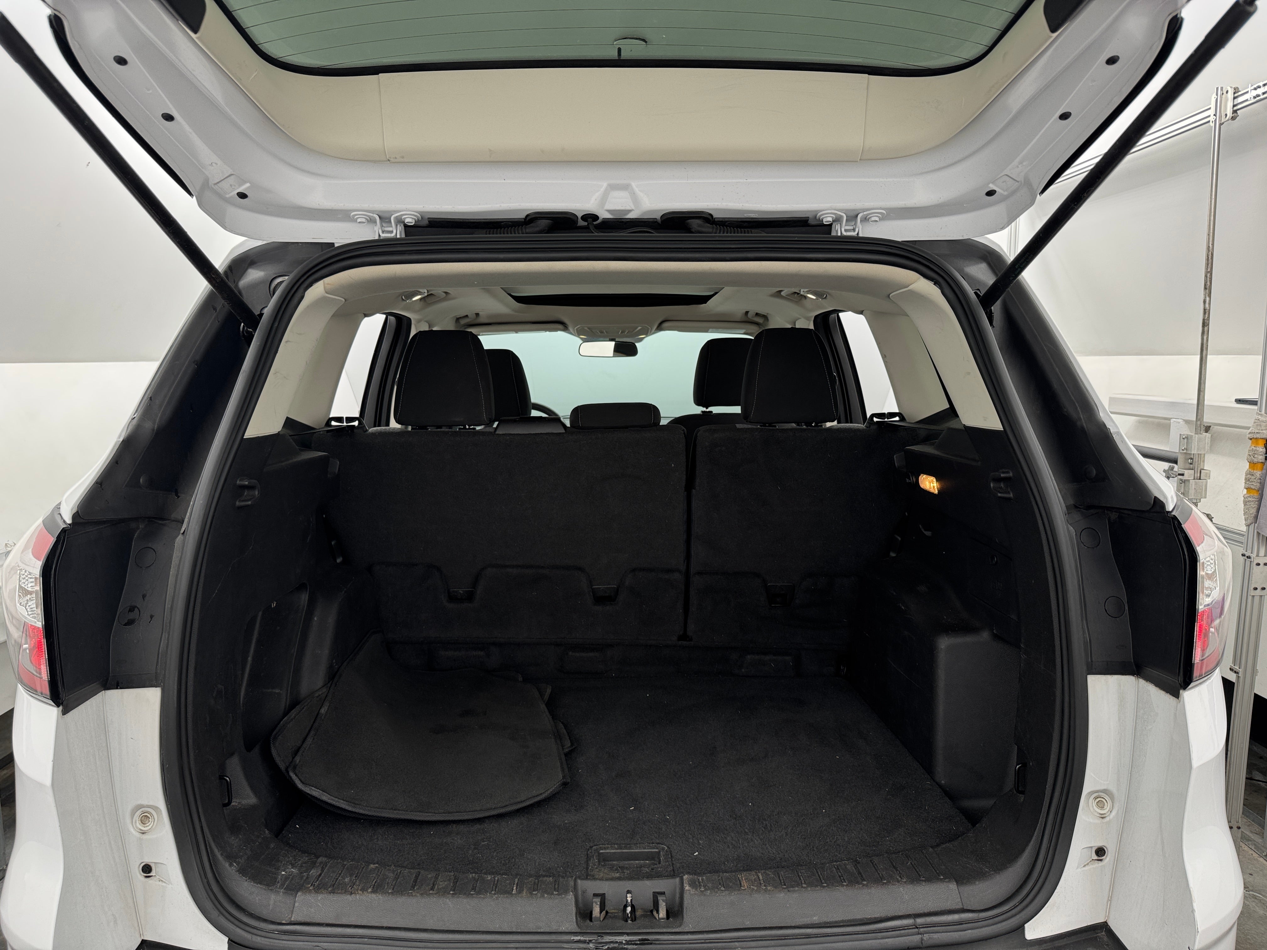 2017 Ford Escape SE 7