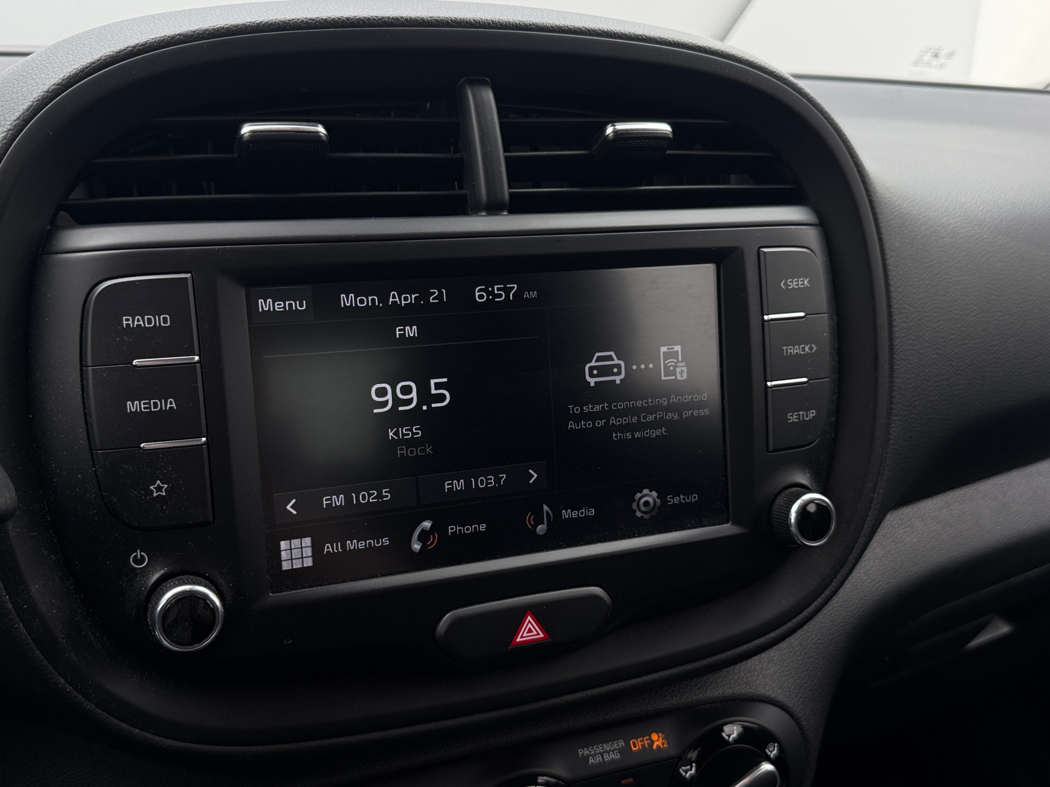 2024 Kia Soul LX 4