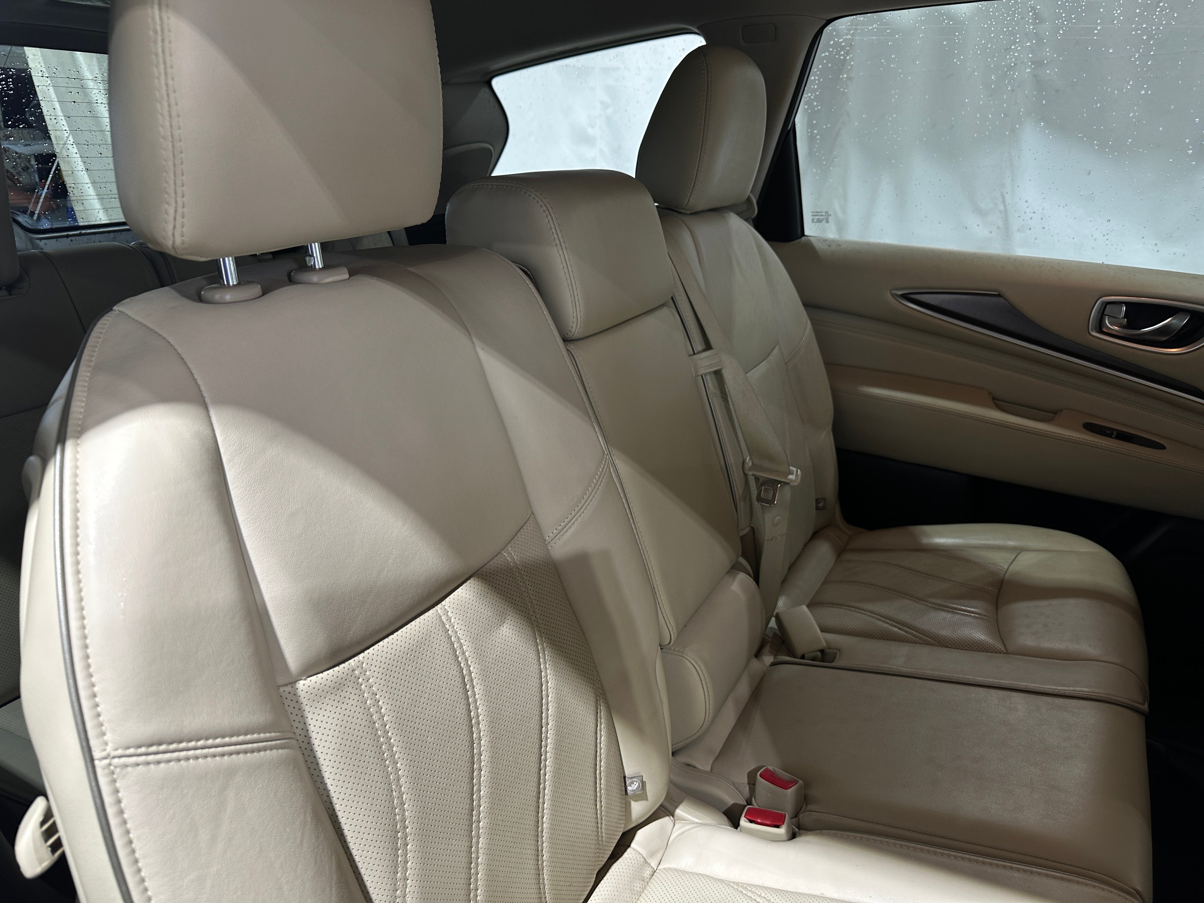 2016 INFINITI QX60  5
