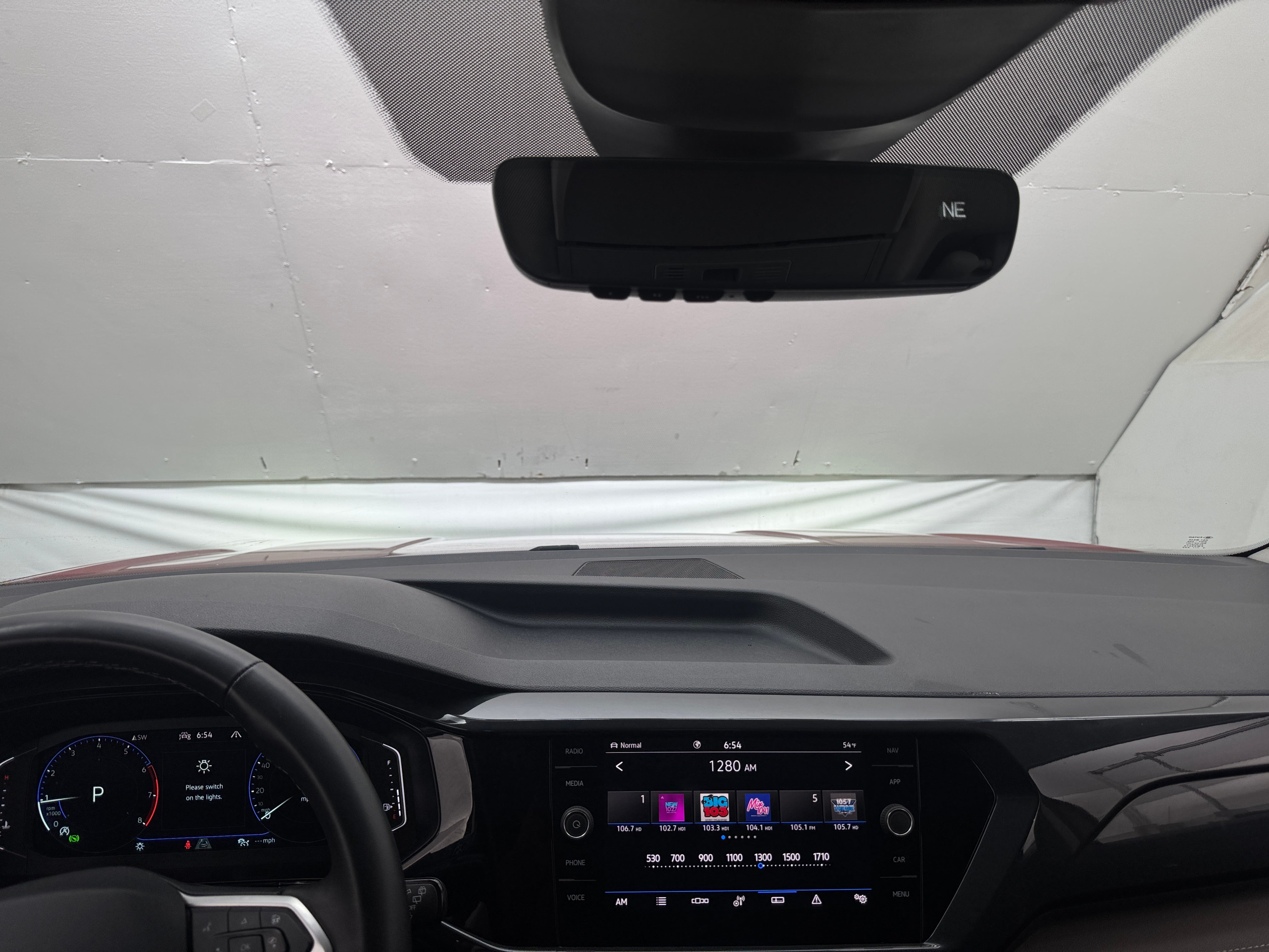 2022 Volkswagen Taos SEL 2