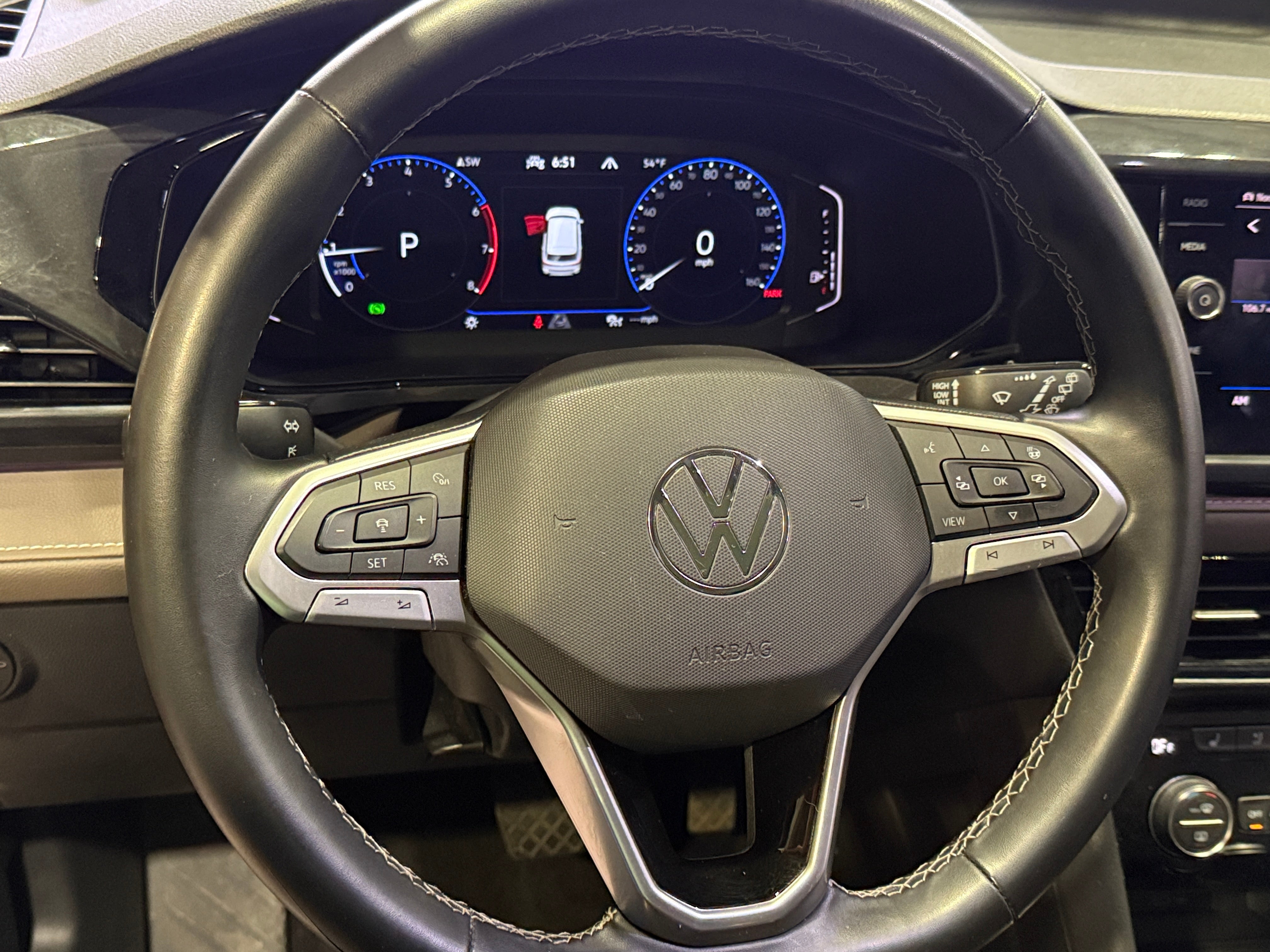 2022 Volkswagen Taos SEL 4