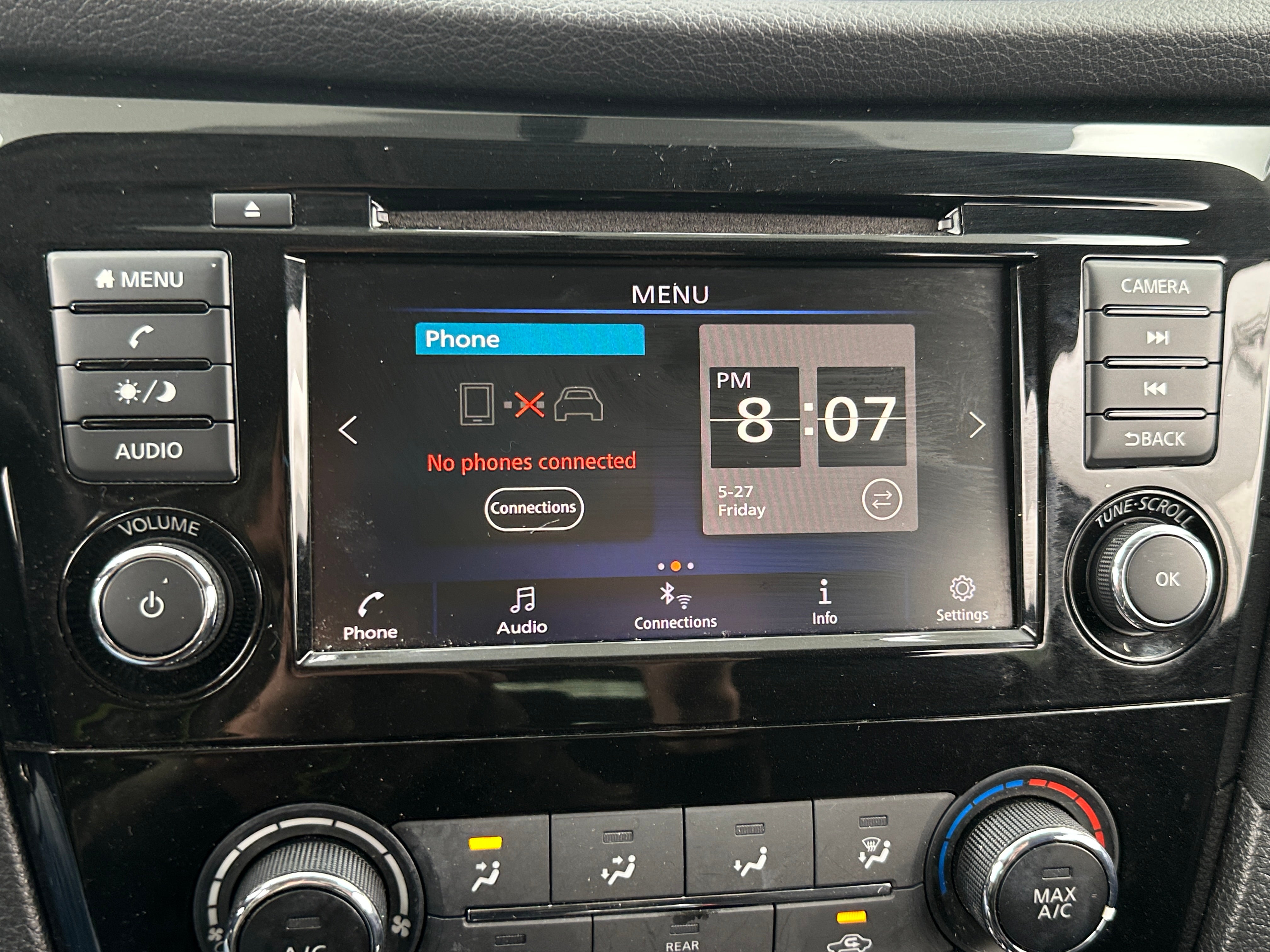 2018 Nissan Rogue S 4