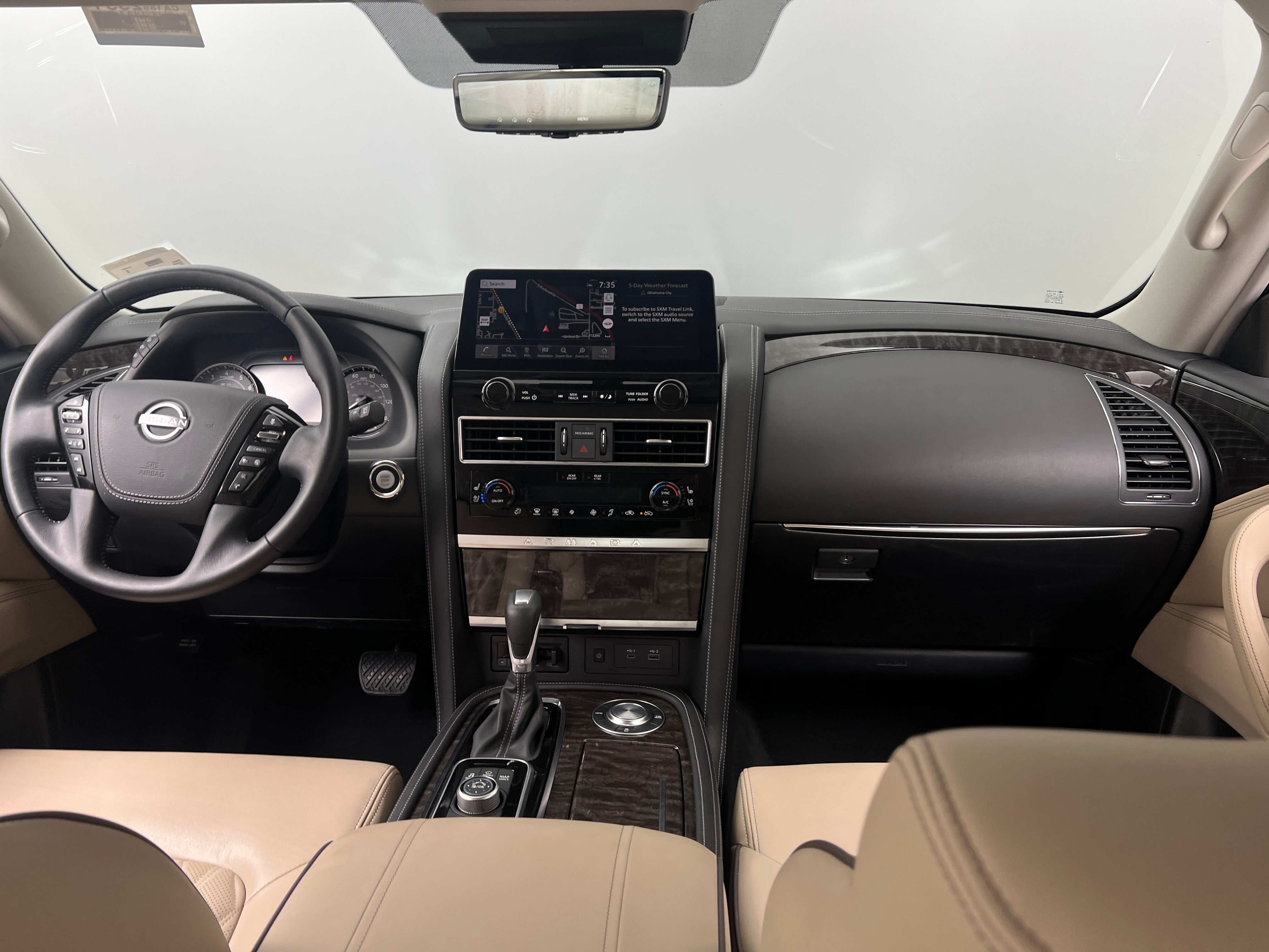 2024 Nissan Armada Platinum Edition 2