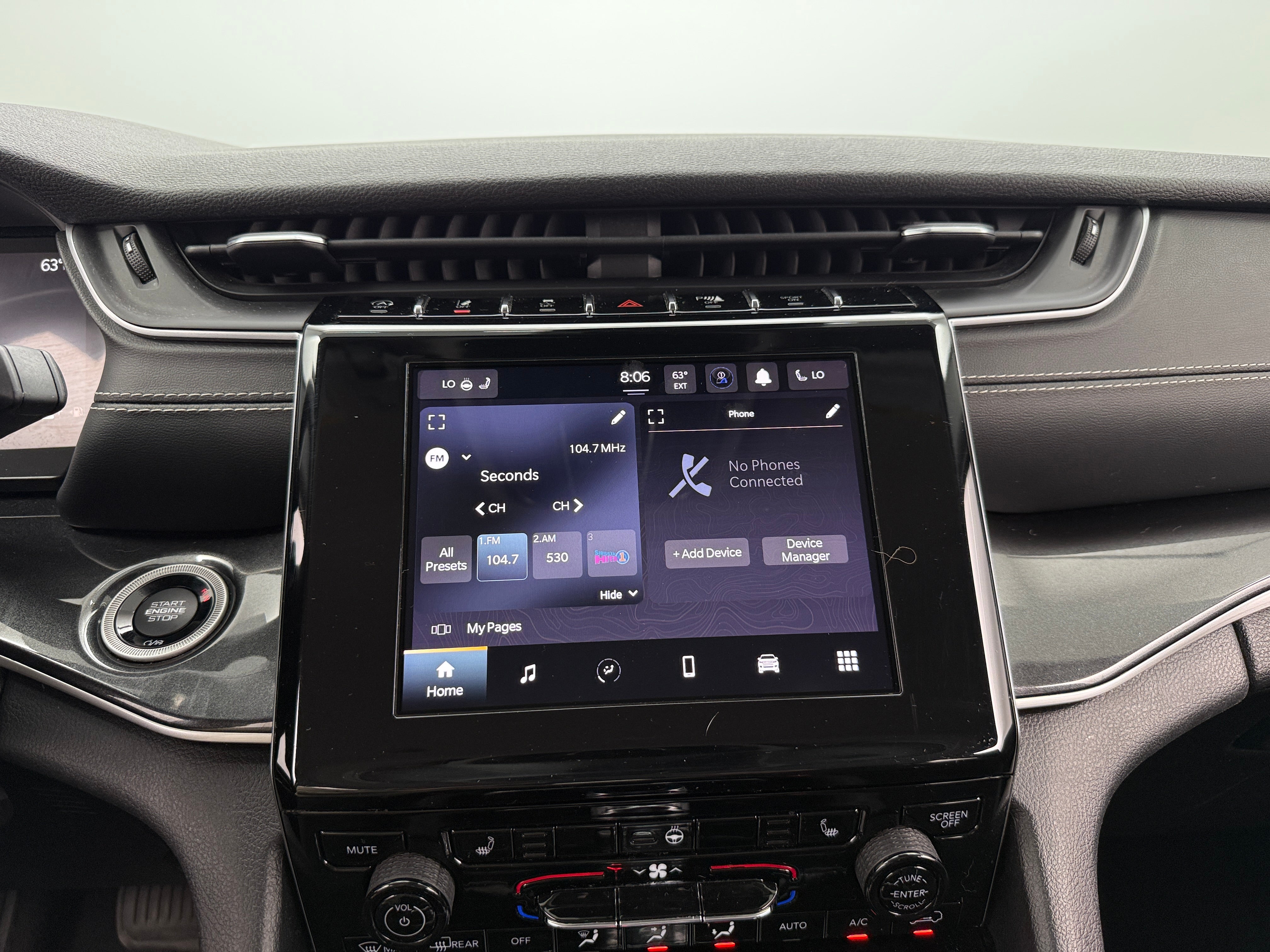 2022 Jeep Grand Cherokee L Laredo 4