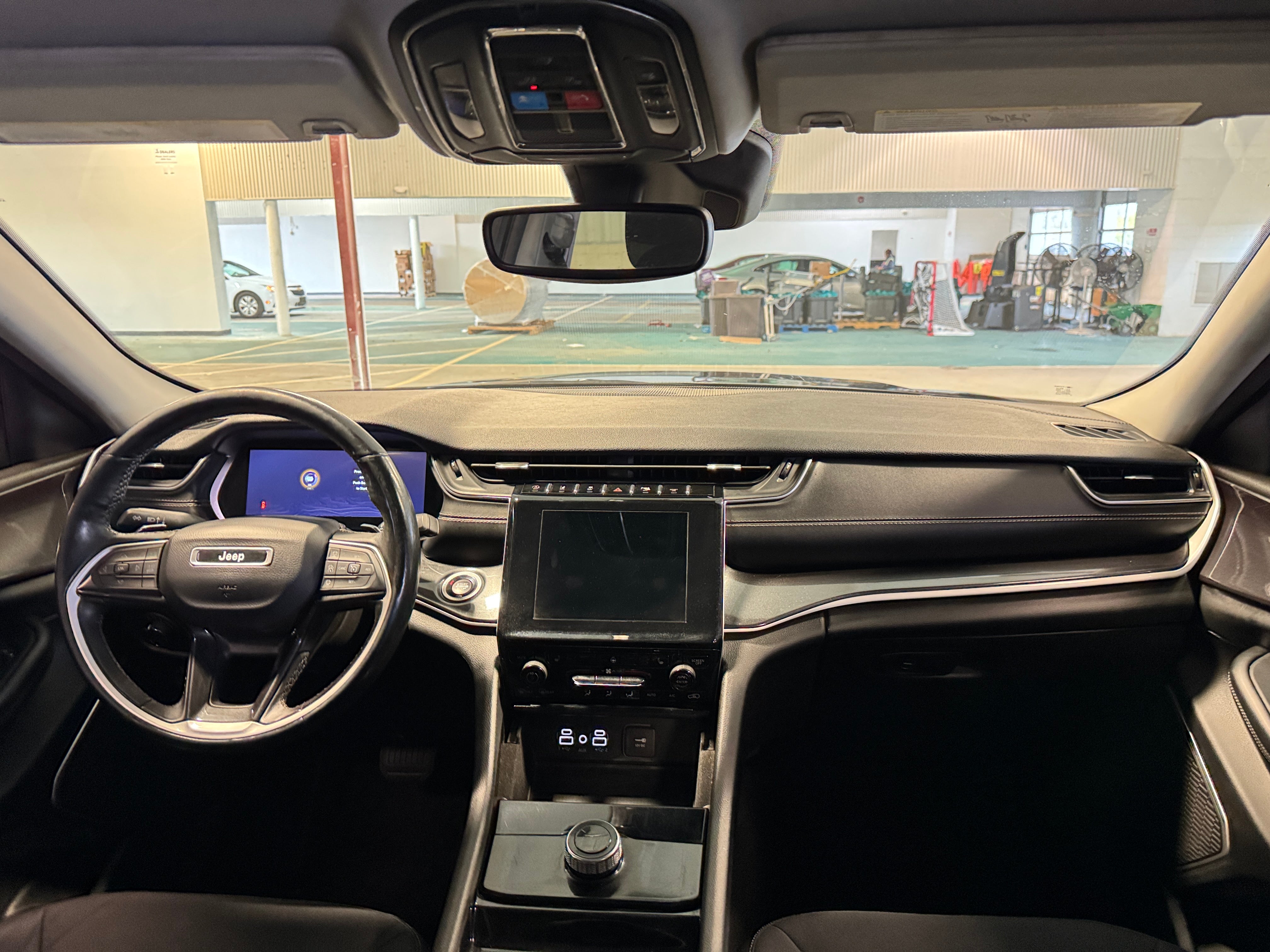 2022 Jeep Grand Cherokee L Laredo 3