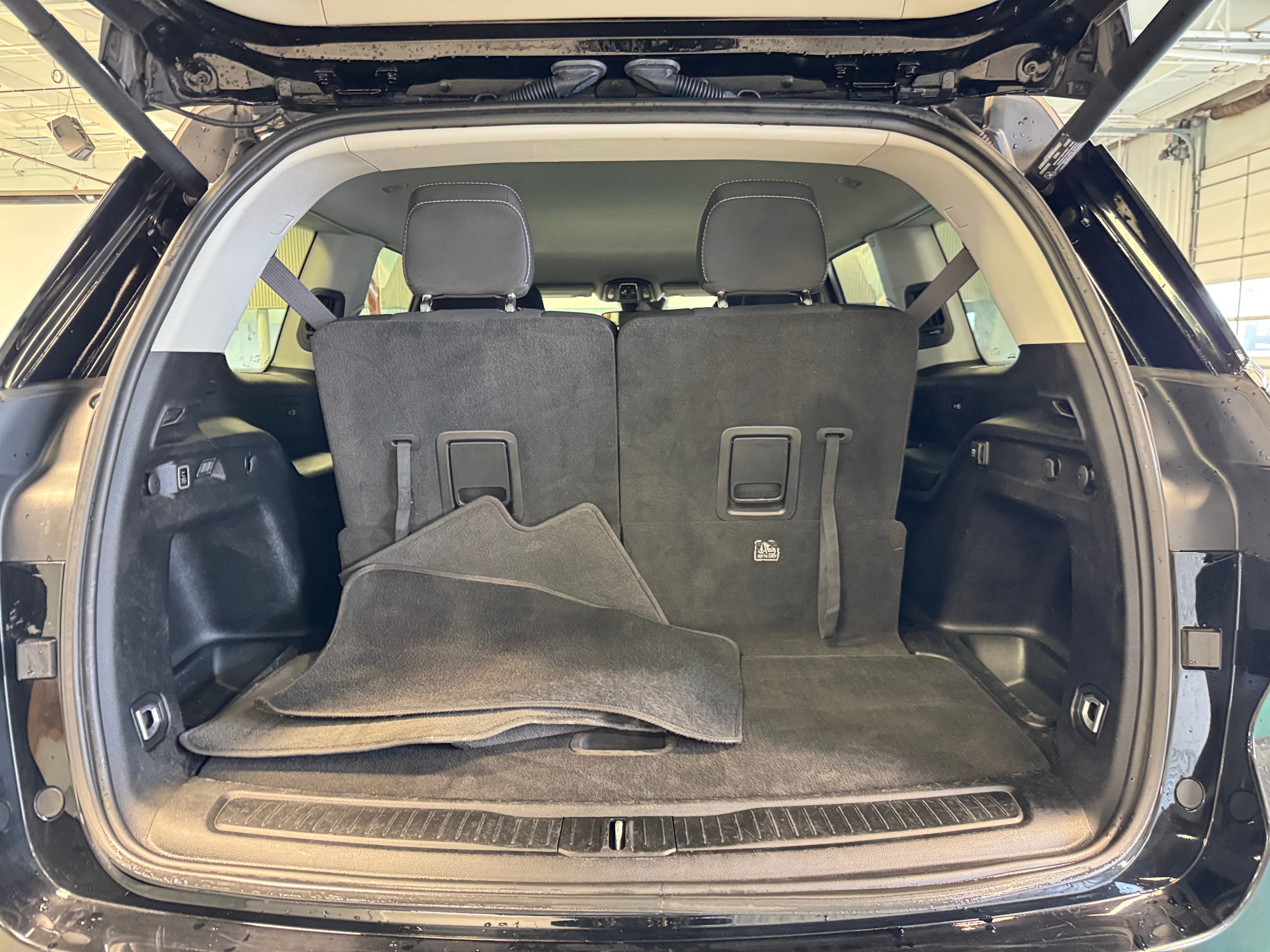 2022 Jeep Grand Cherokee L Laredo 7
