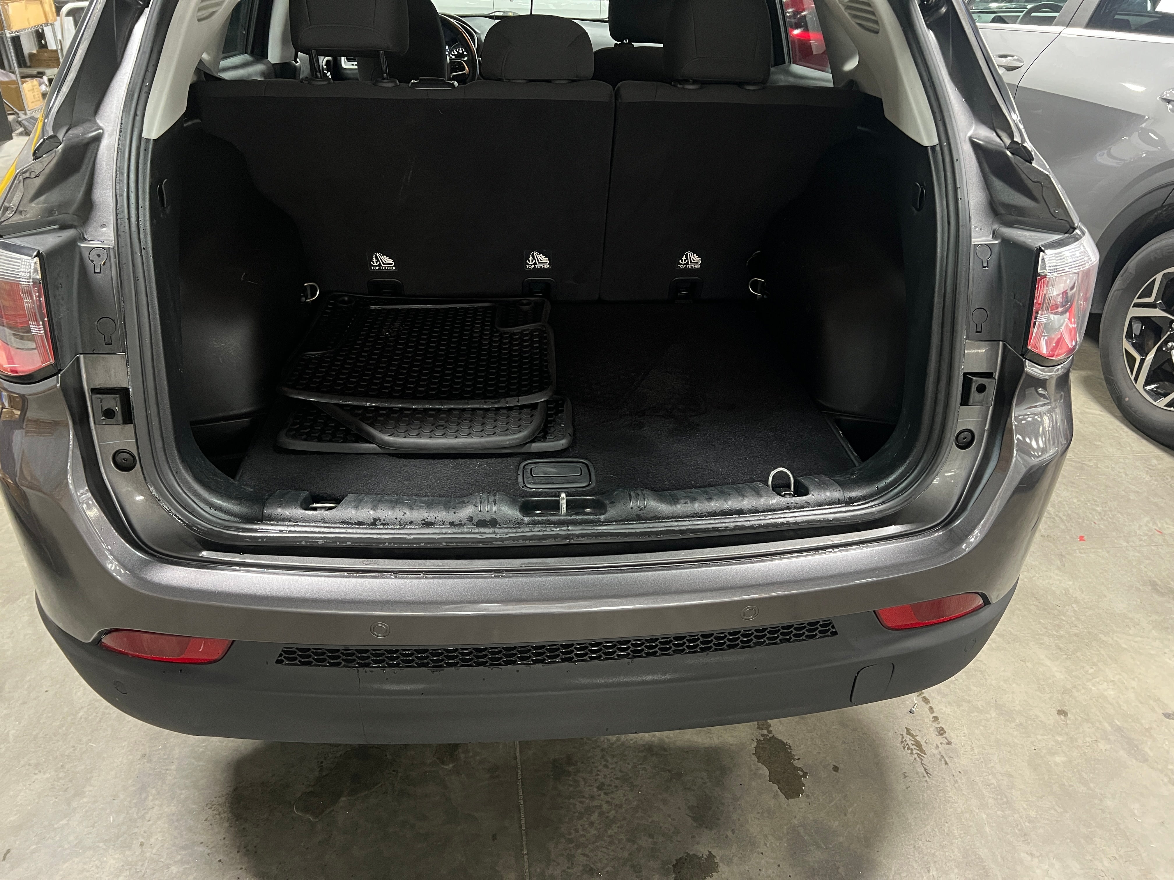 2018 Jeep Compass Sport 7