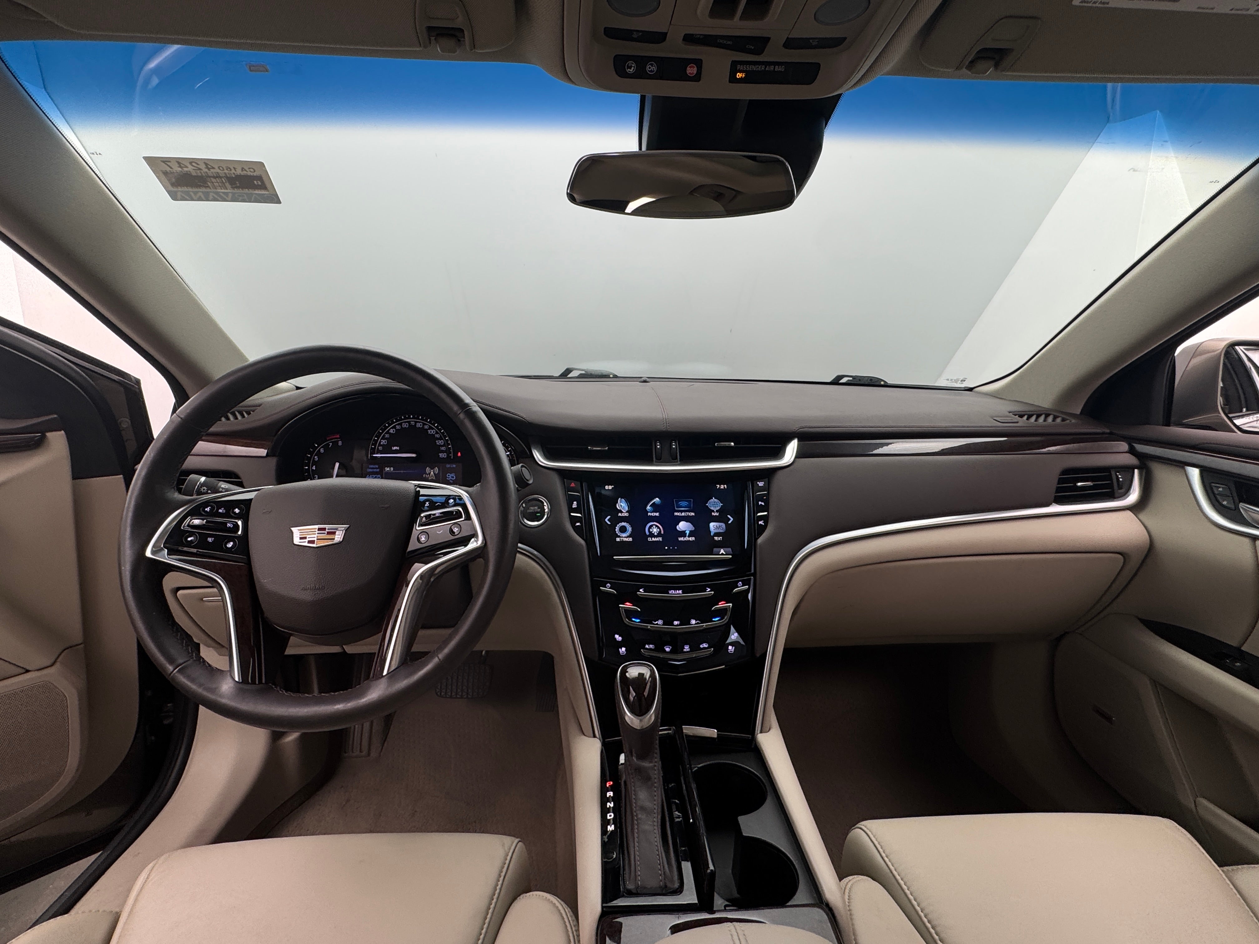 2017 Cadillac XTS Luxury 2