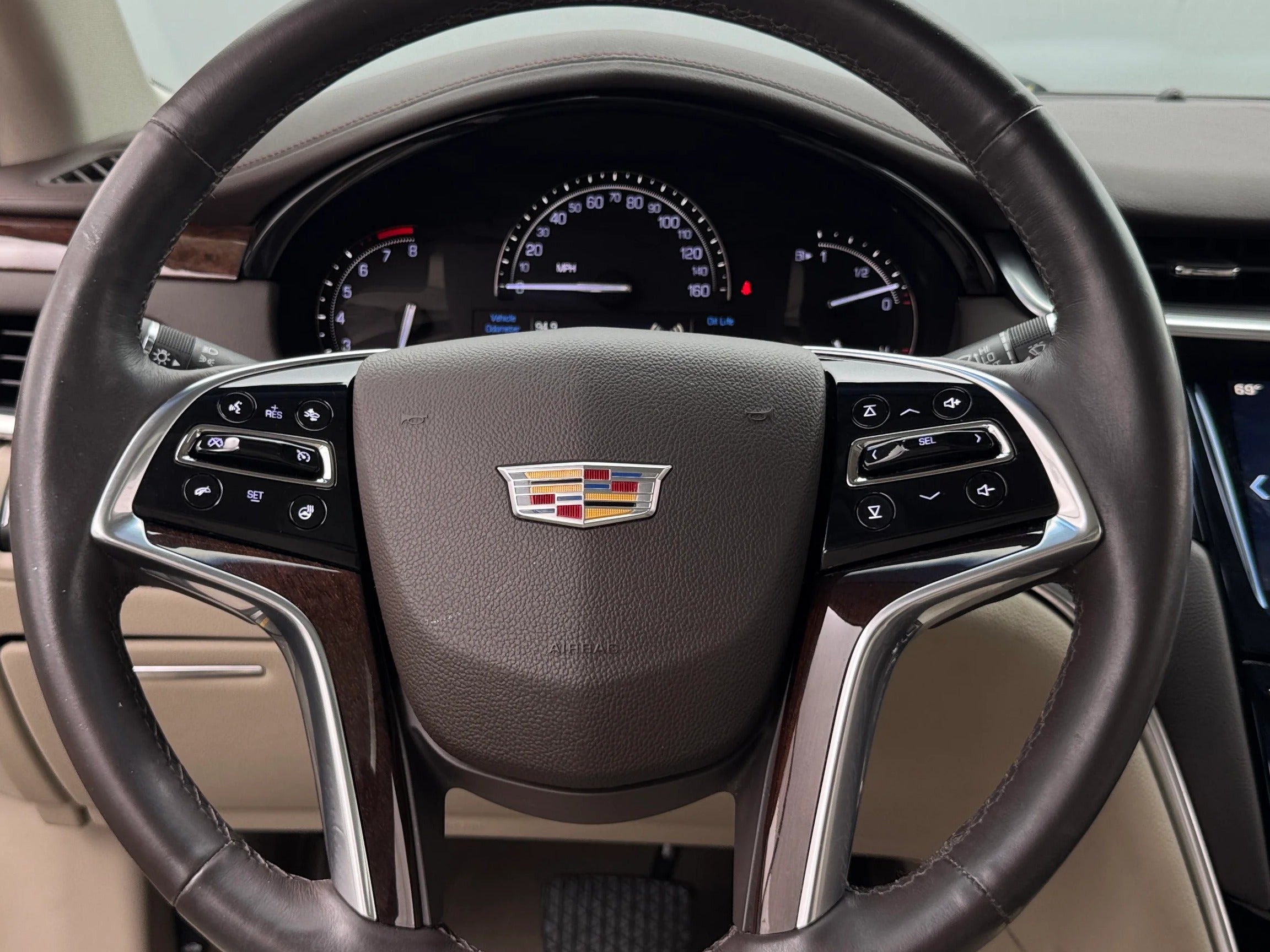 2017 Cadillac XTS Luxury 4