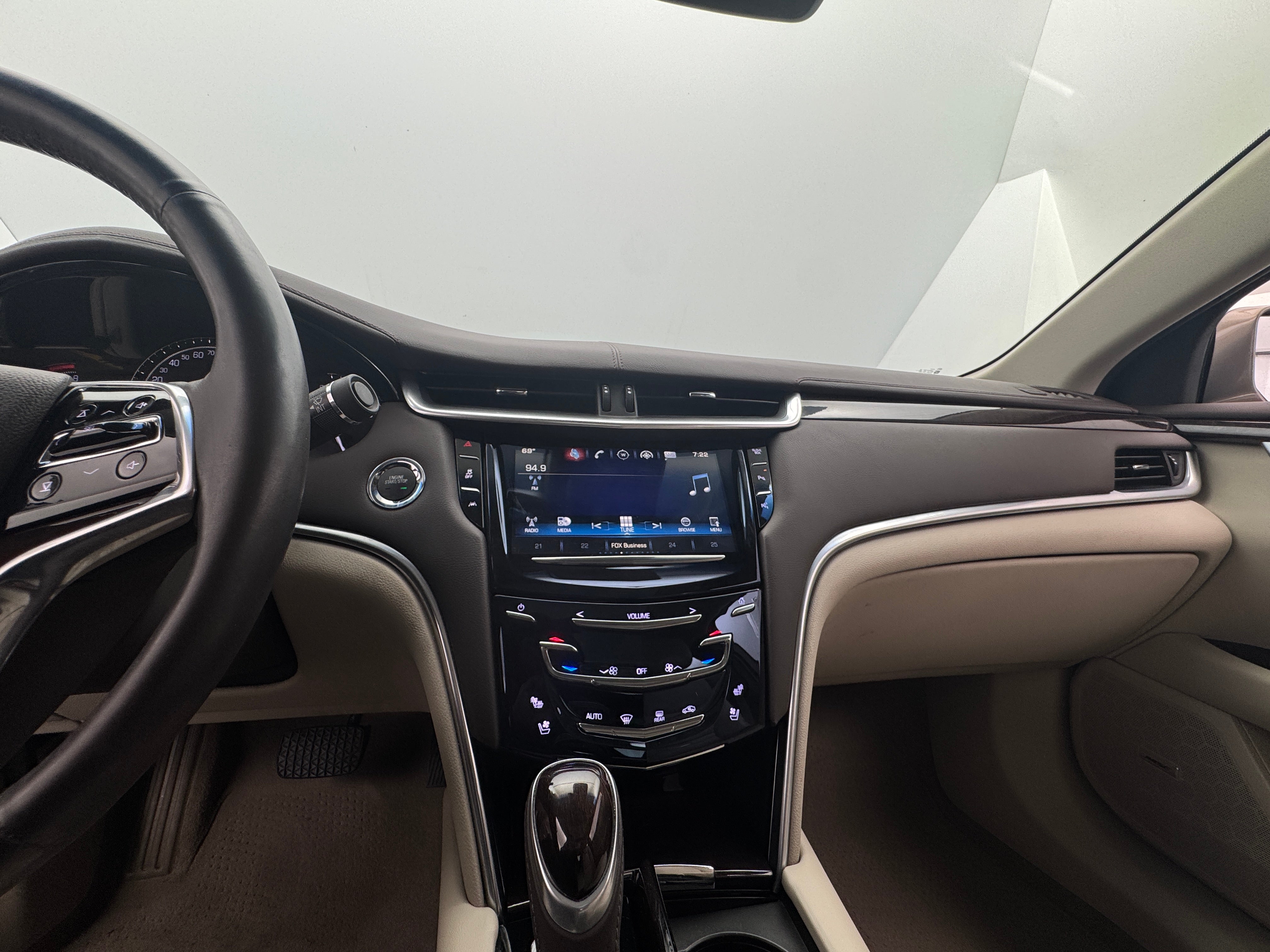 2017 Cadillac XTS Luxury 3