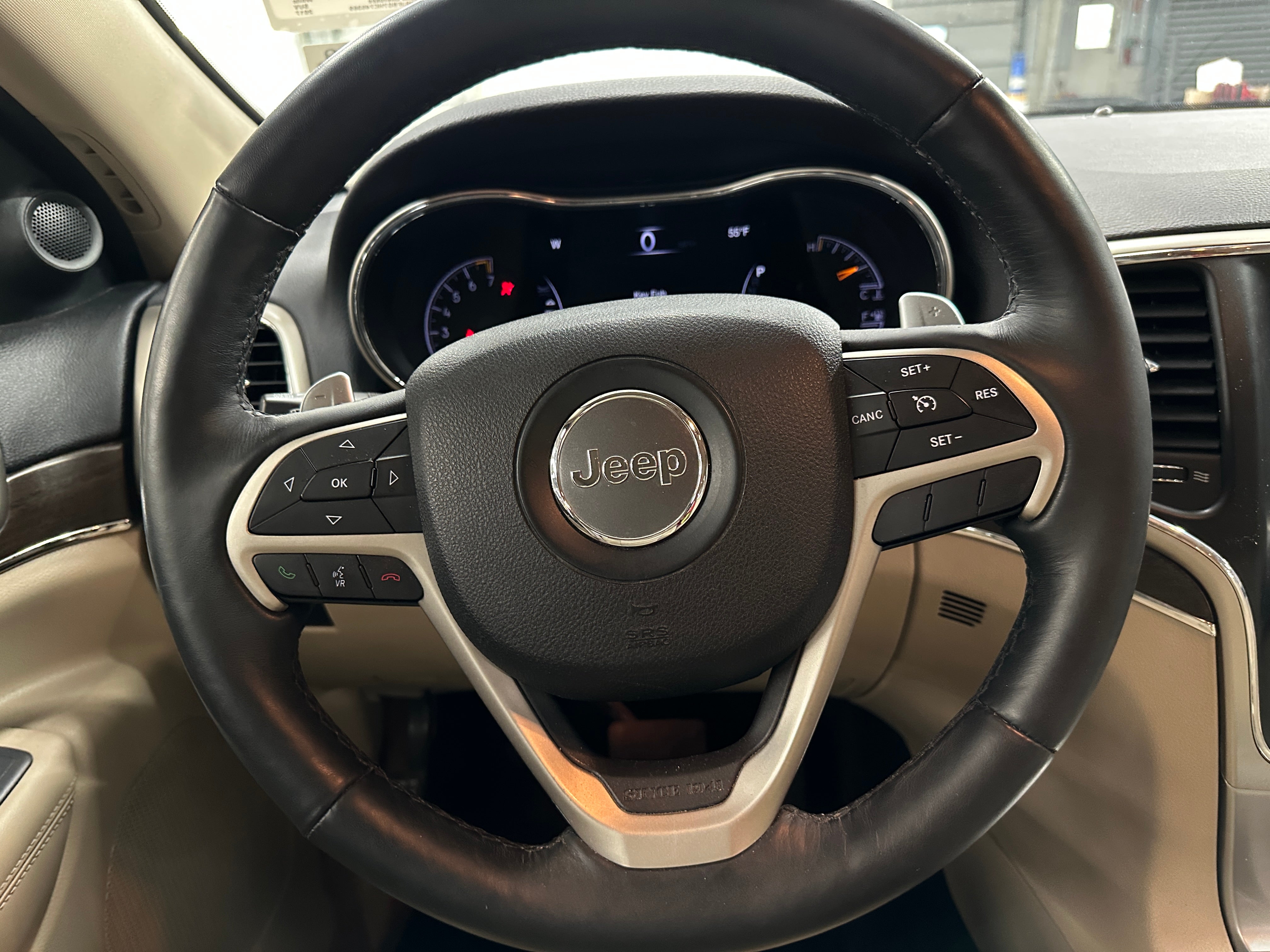 2017 Jeep Grand Cherokee Limited Edition 4