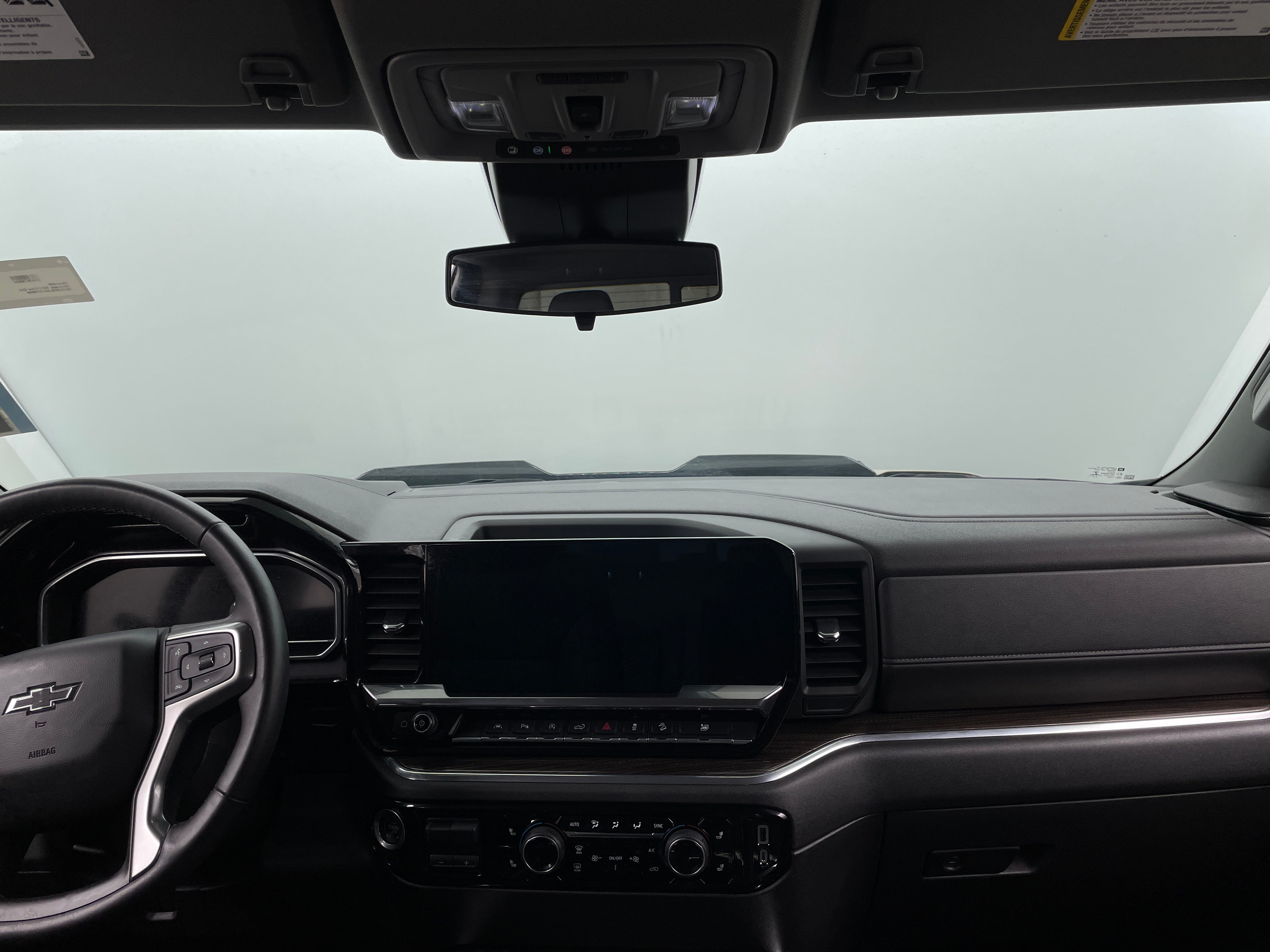 2022 Chevrolet Silverado 1500  3