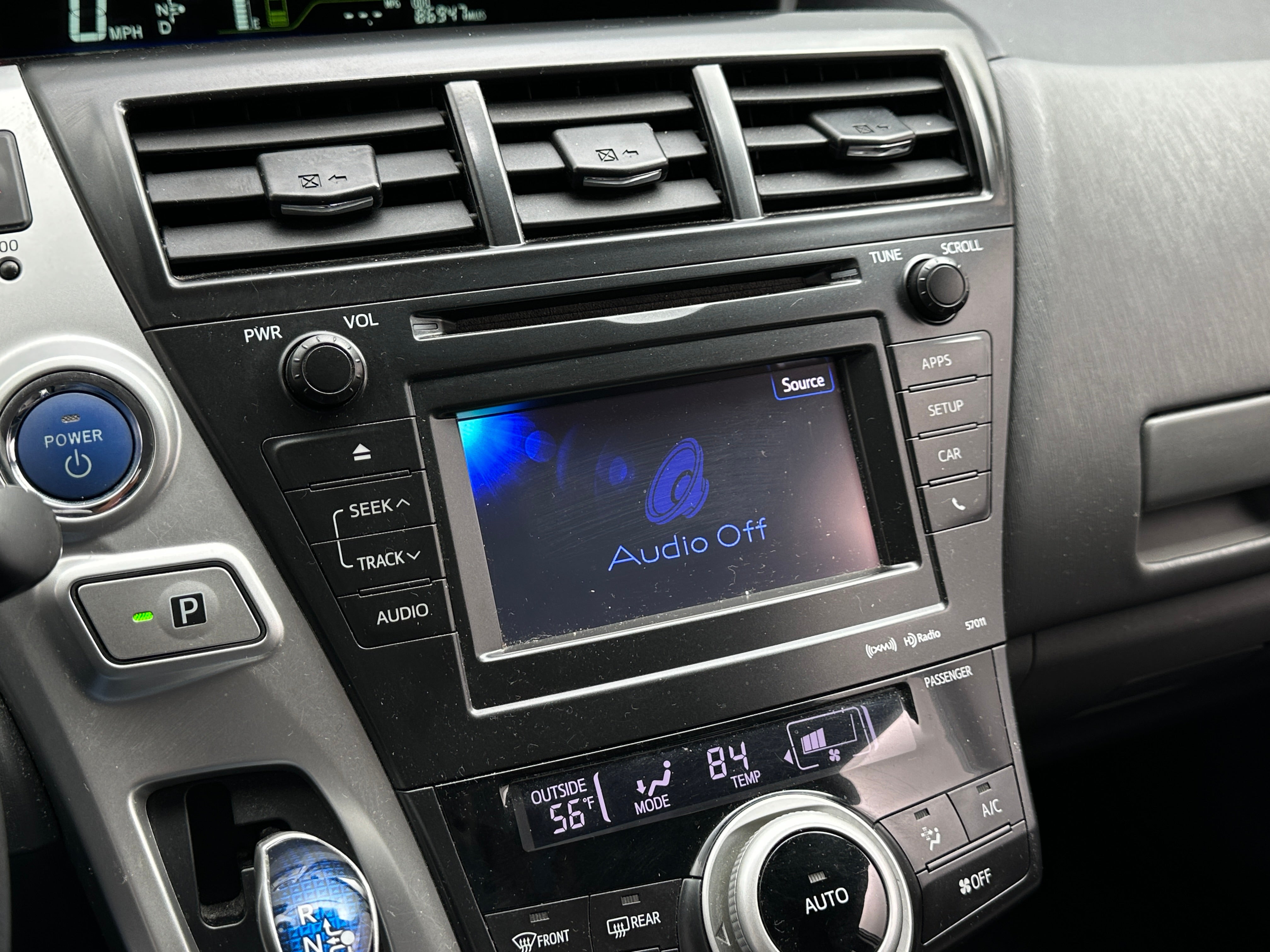 2013 Toyota Prius v Three 4