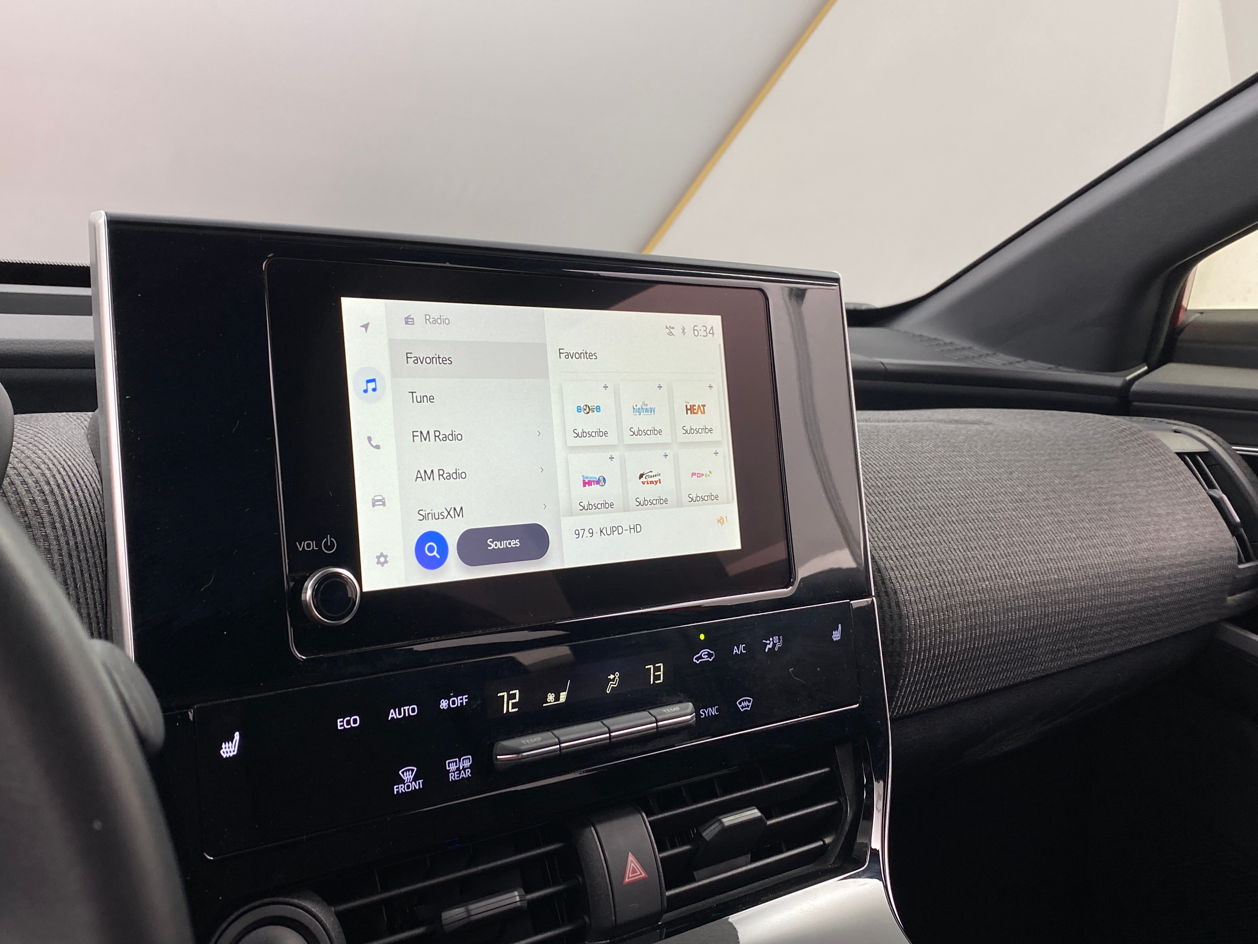 2023 Subaru Solterra Premium 4