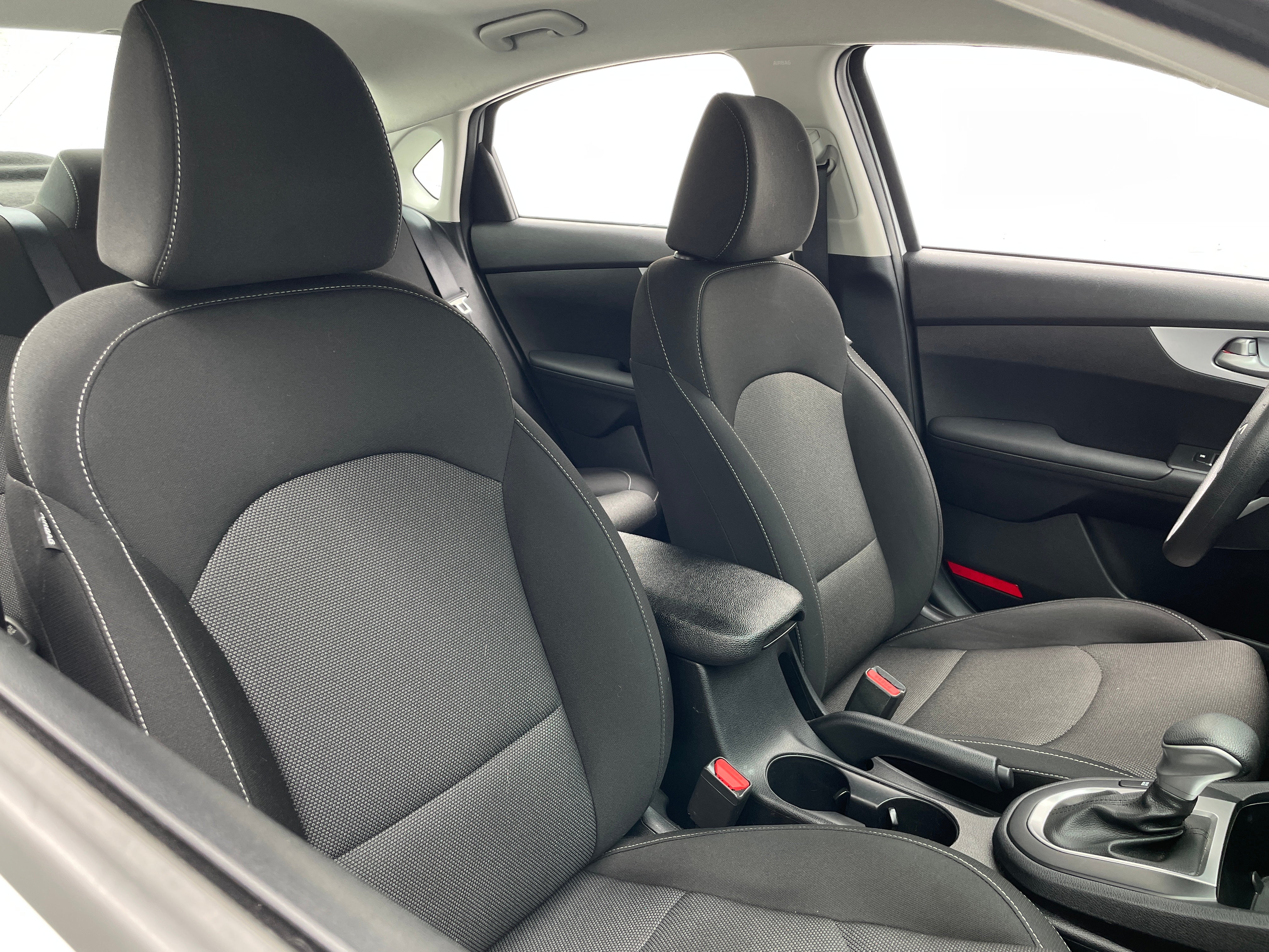 2024 Kia Forte LXS 2