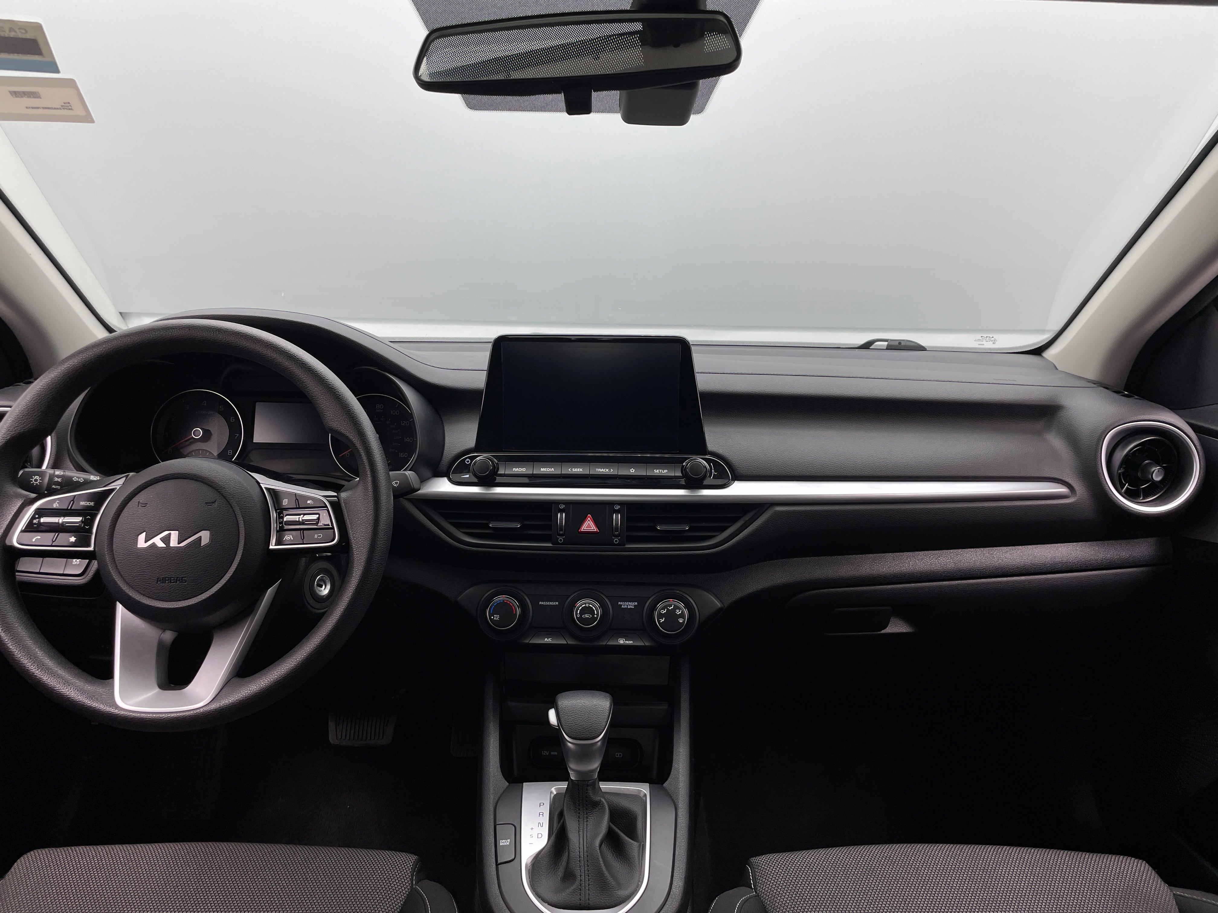 2024 Kia Forte LXS 3