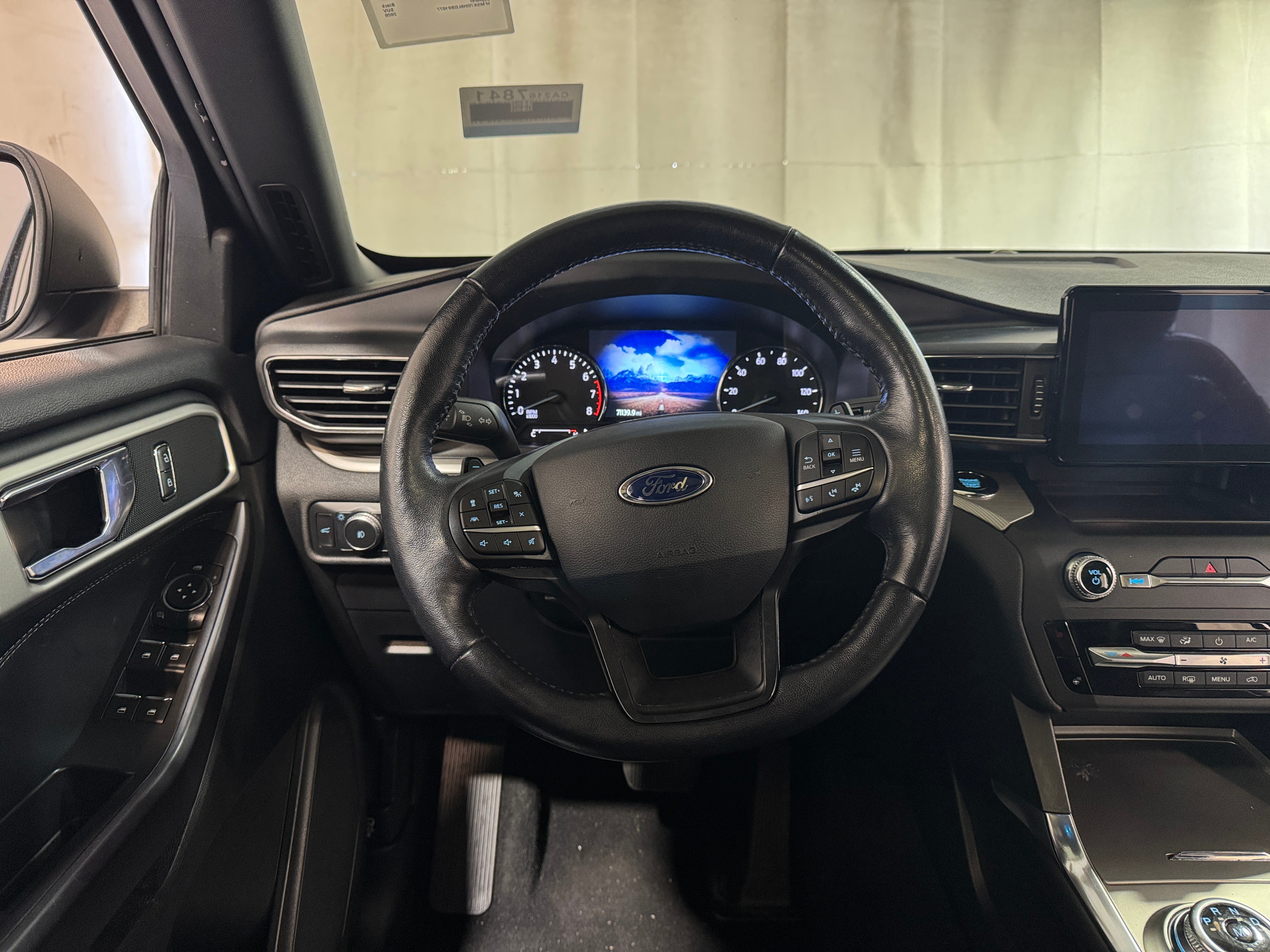 2020 Ford Explorer XLT 5